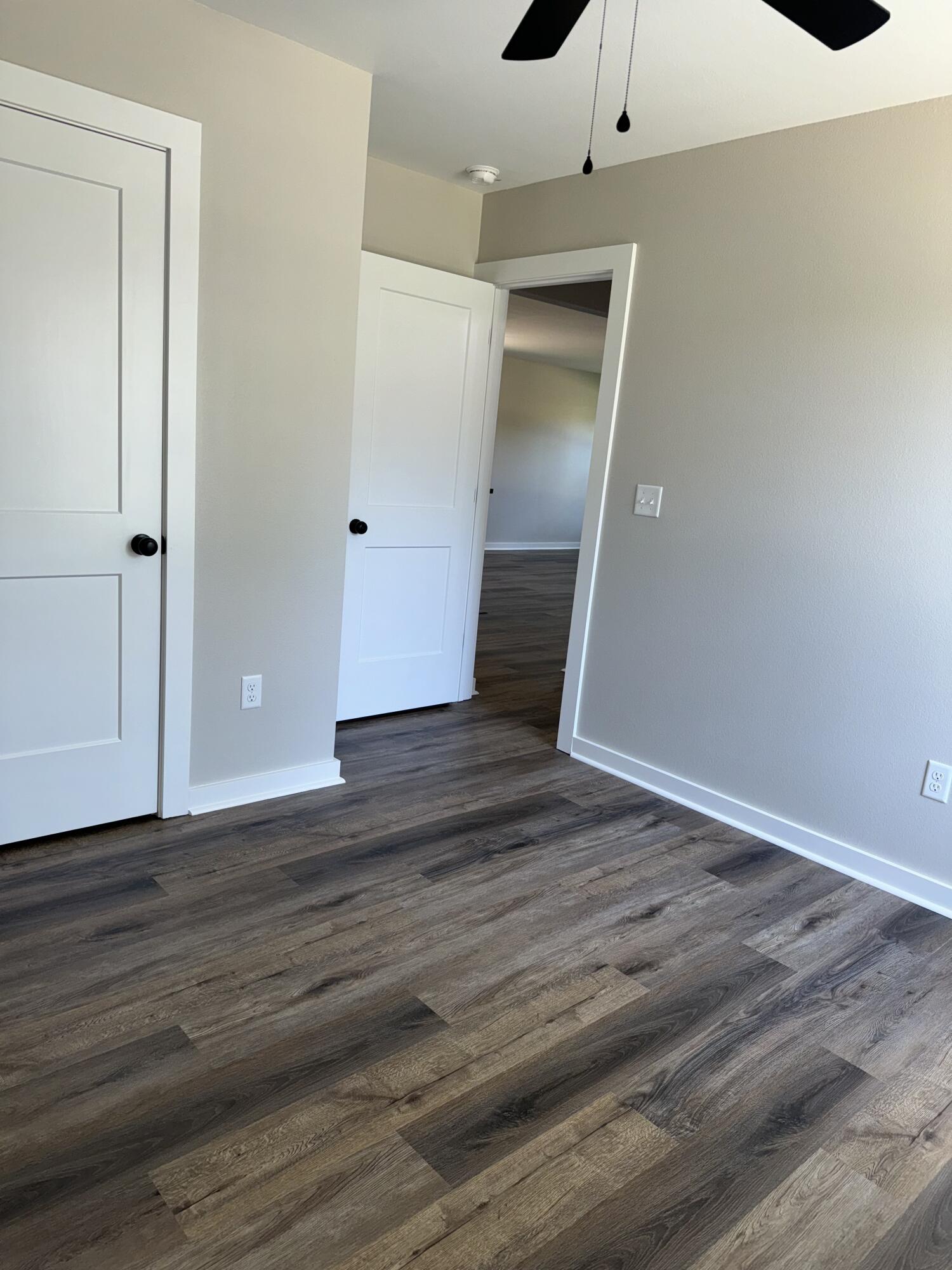 OAKWOOD HILLS UNIT 3 - Residential