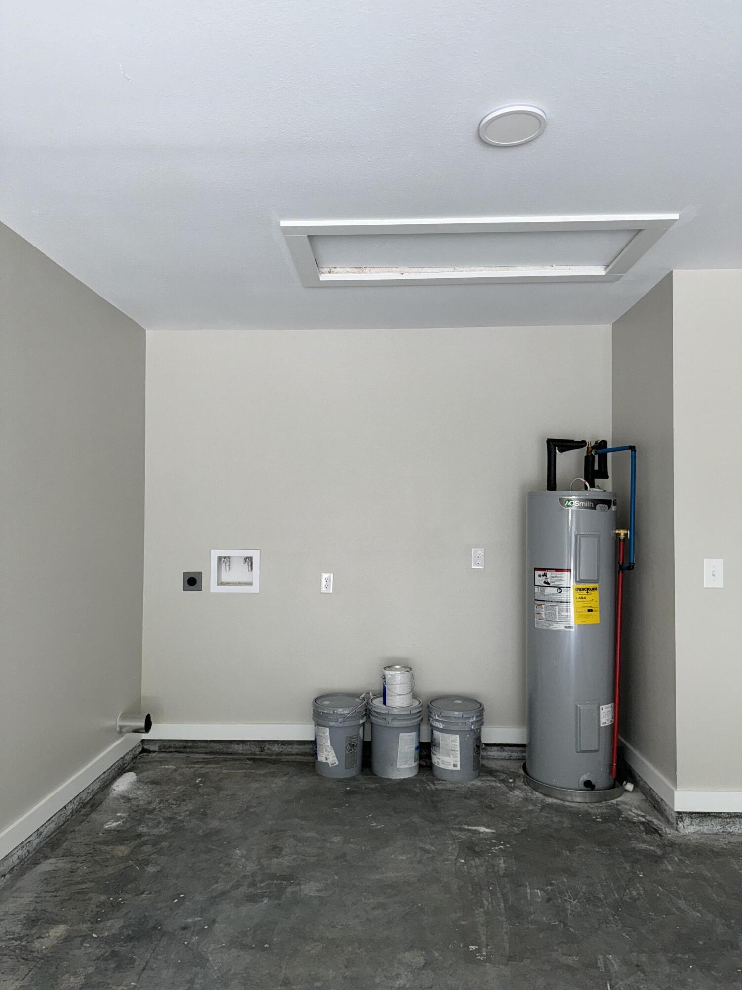 OAKWOOD HILLS UNIT 3 - Residential