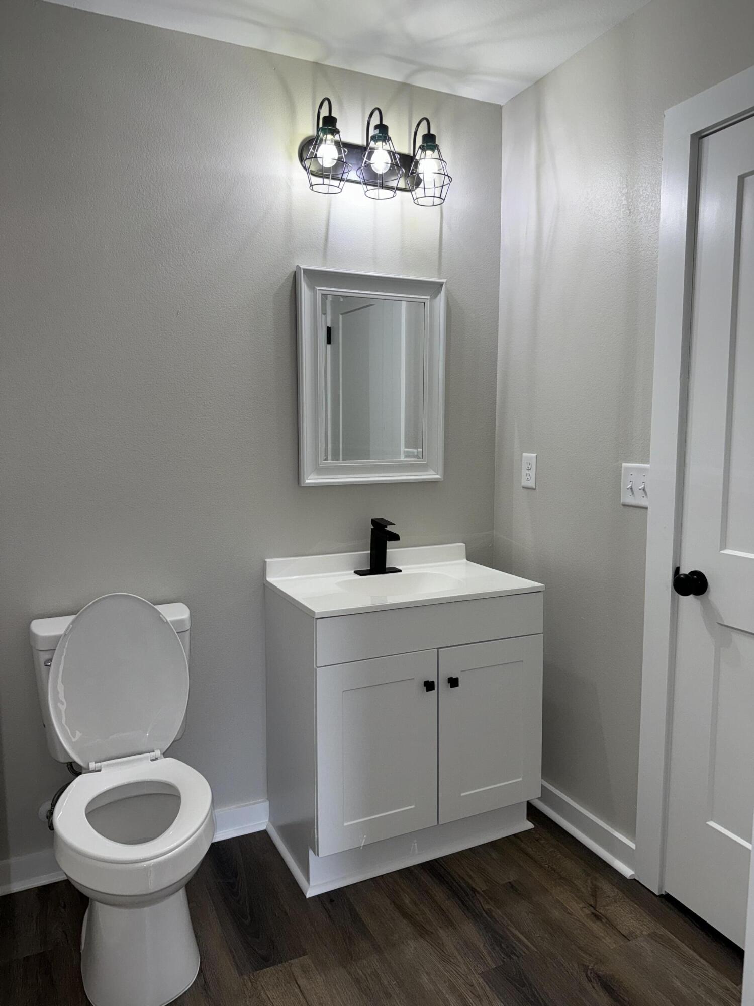 OAKWOOD HILLS UNIT 3 - Residential