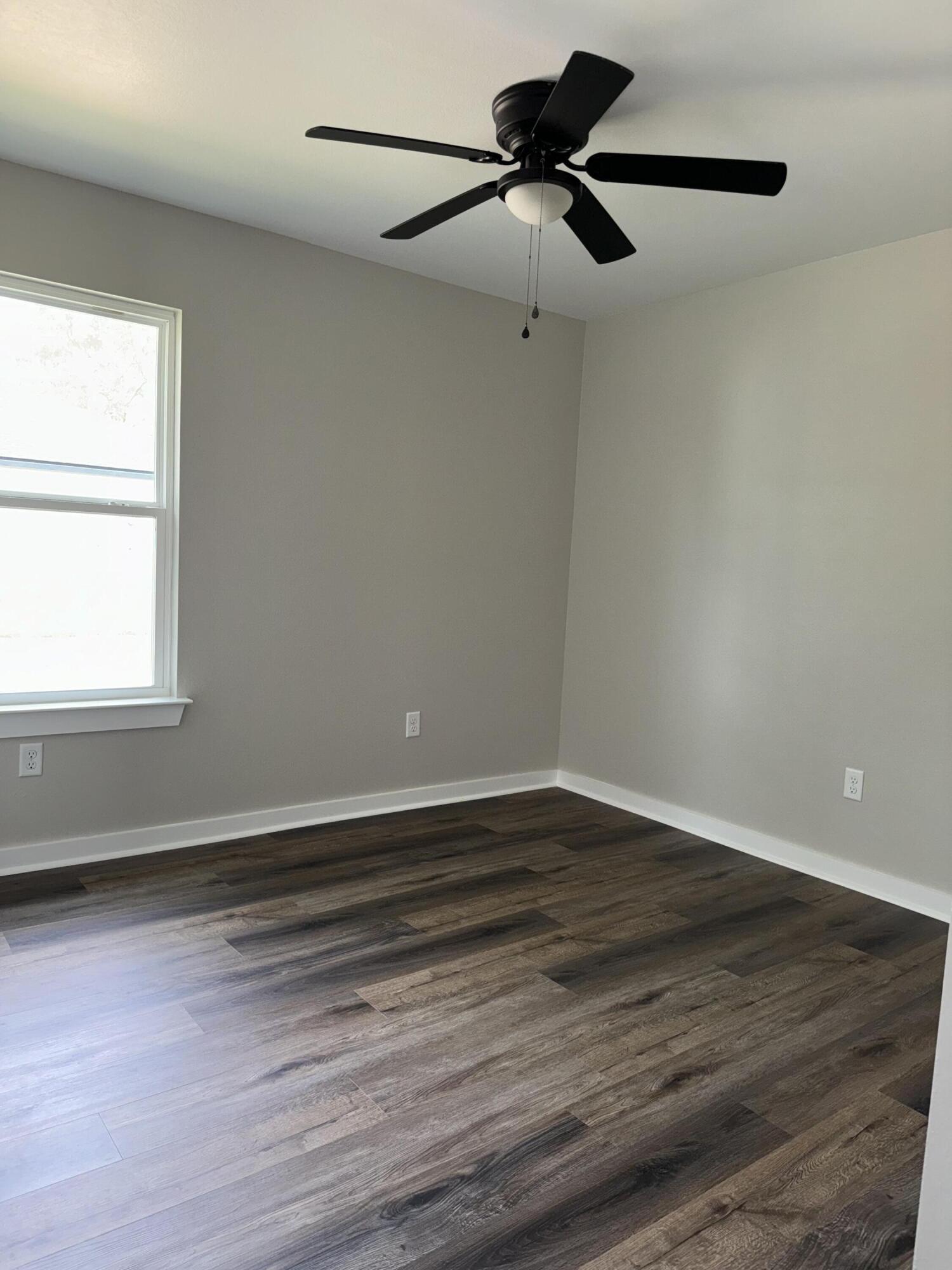 OAKWOOD HILLS UNIT 3 - Residential