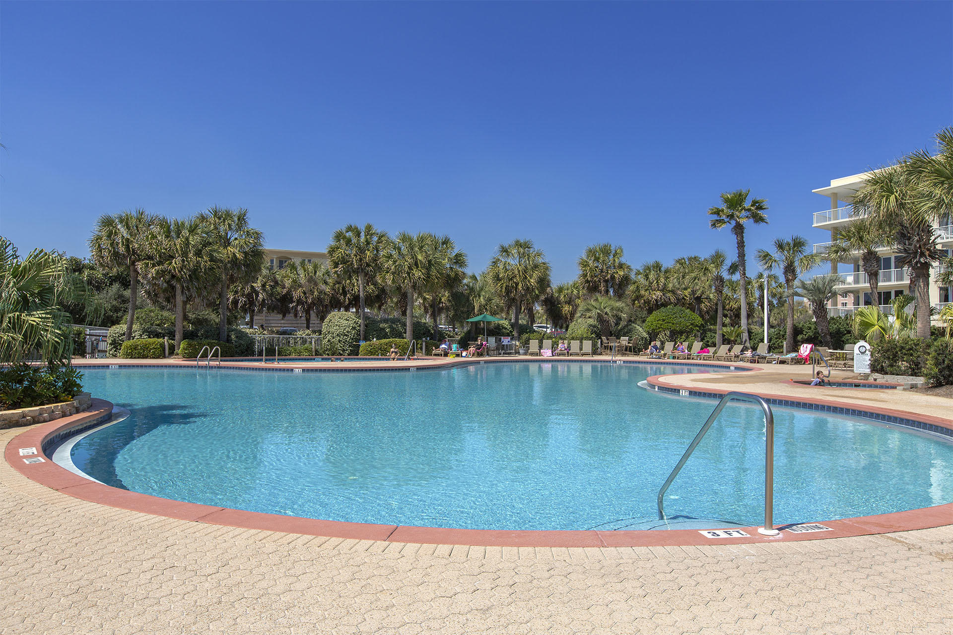 CRESCENT AT MIRAMAR BEACH THE - Residential