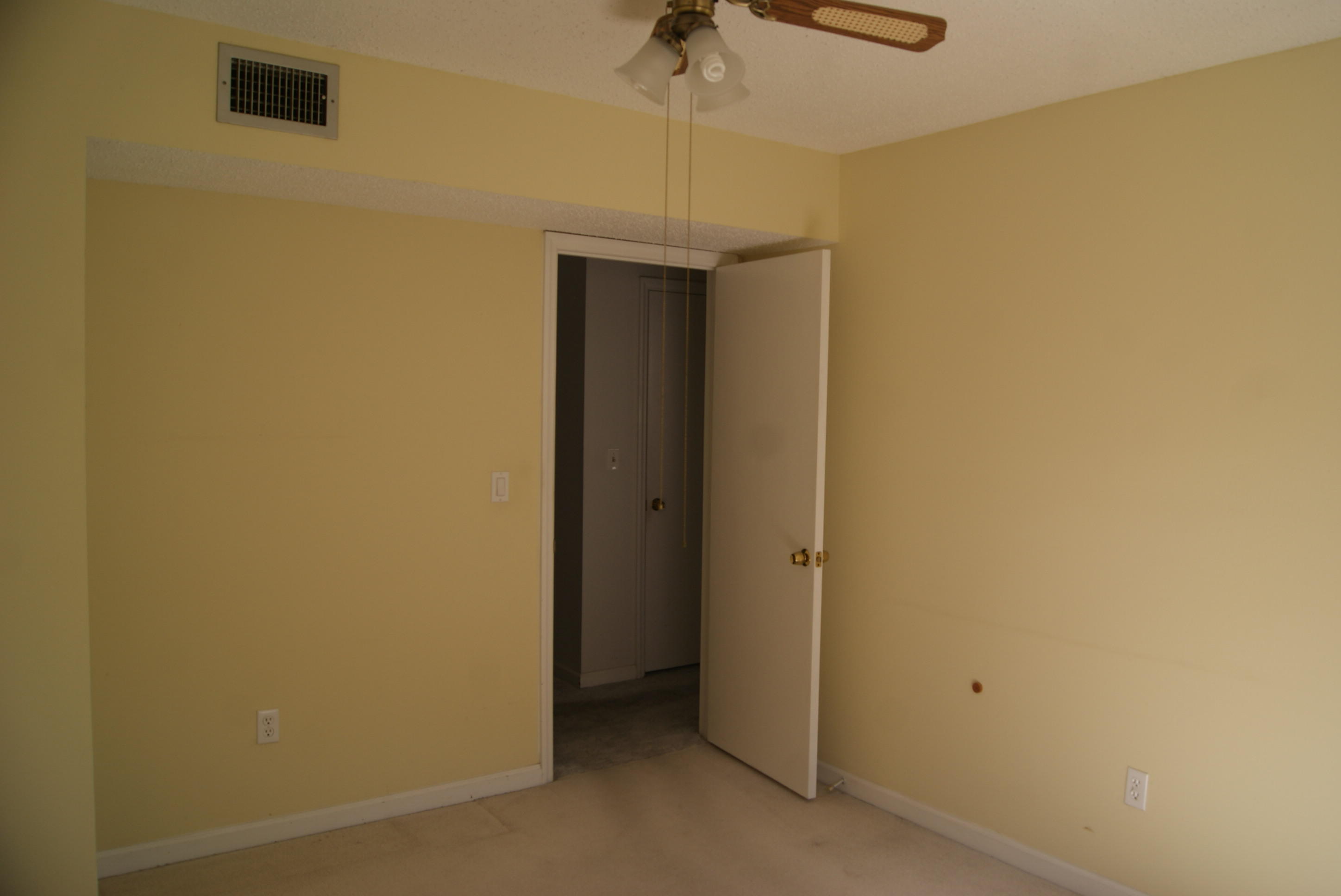 EDGEWATER VILLAGE - Residential