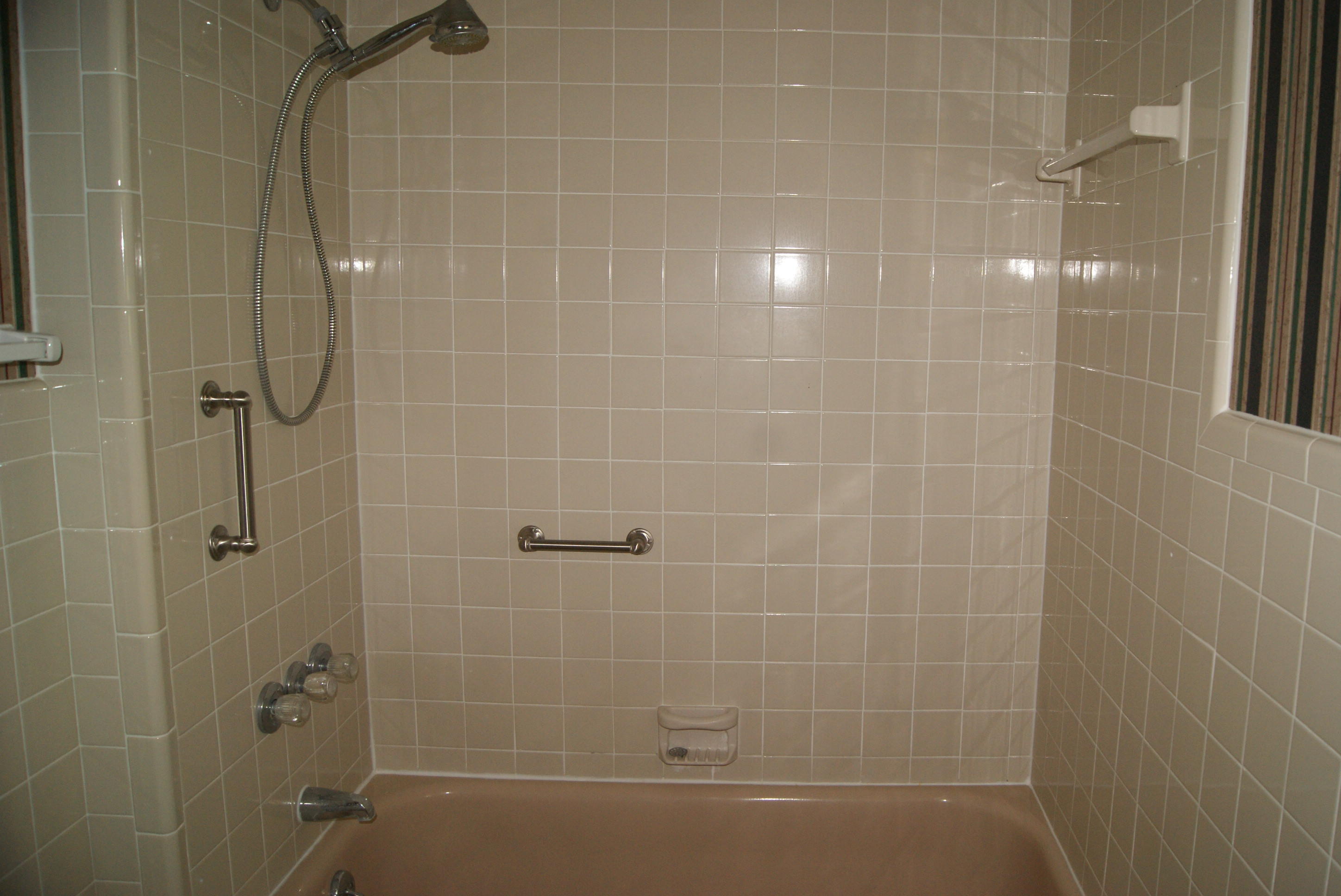 EDGEWATER VILLAGE - Residential