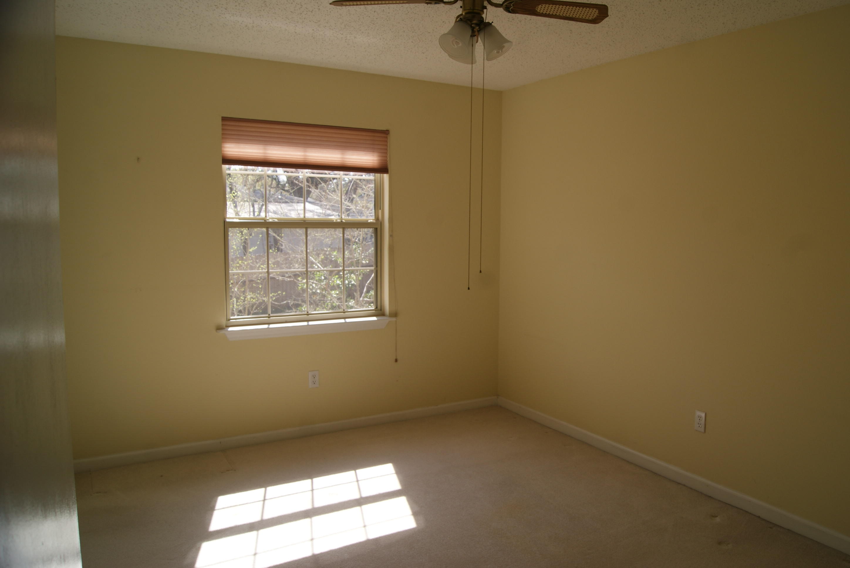 EDGEWATER VILLAGE - Residential