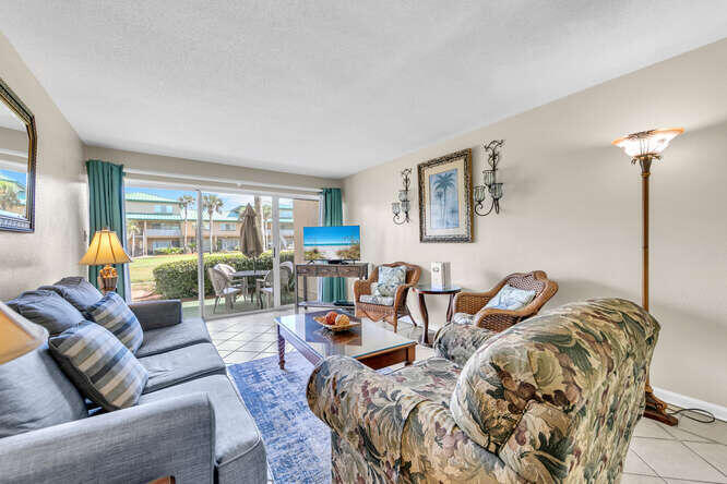 SEASPRAY CONDO - Residential