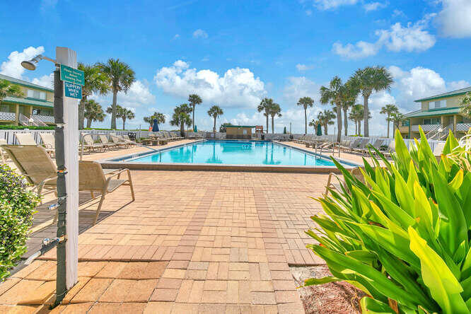 SEASPRAY CONDO - Residential