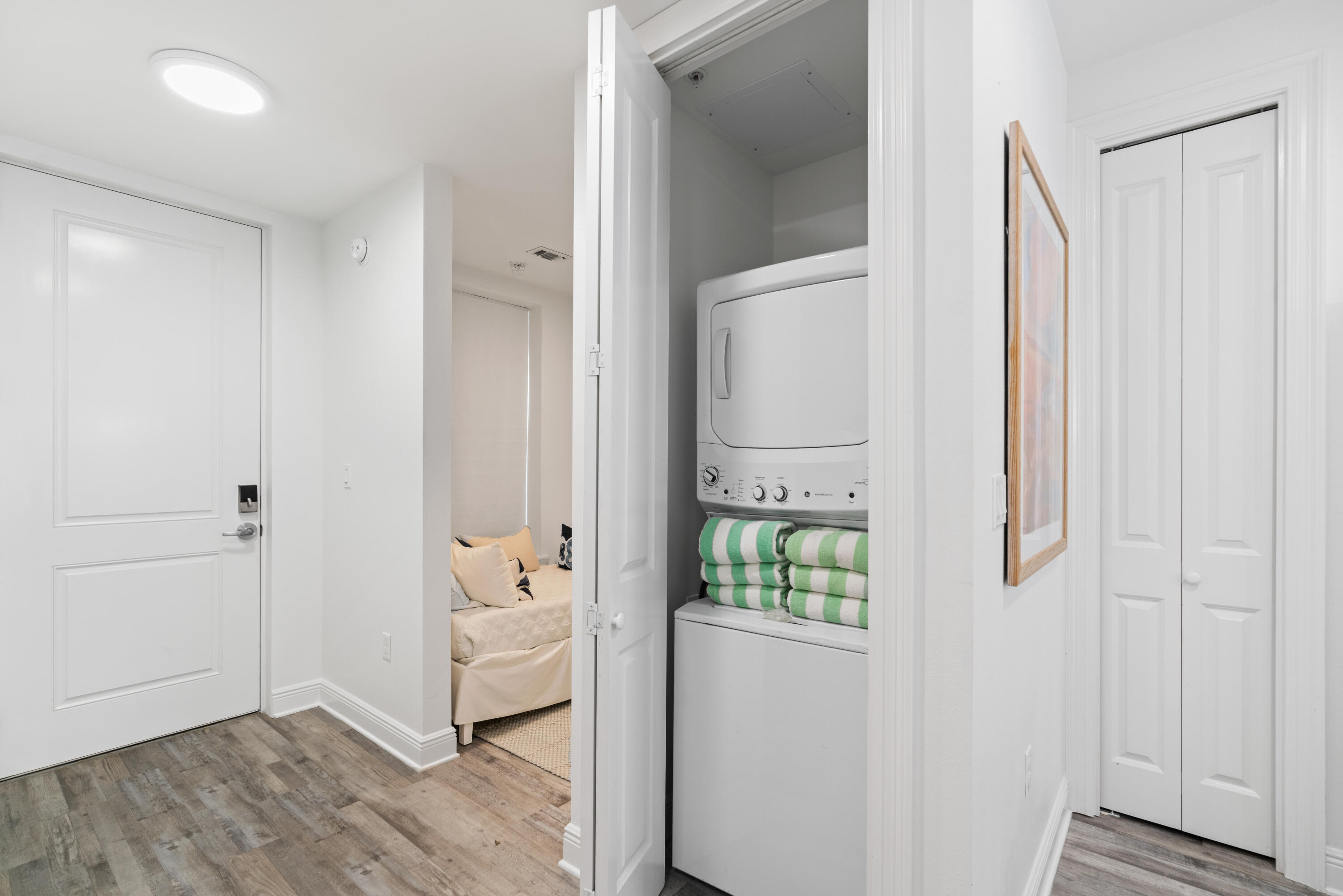 GULF PLACE RESIDENCES - Residential