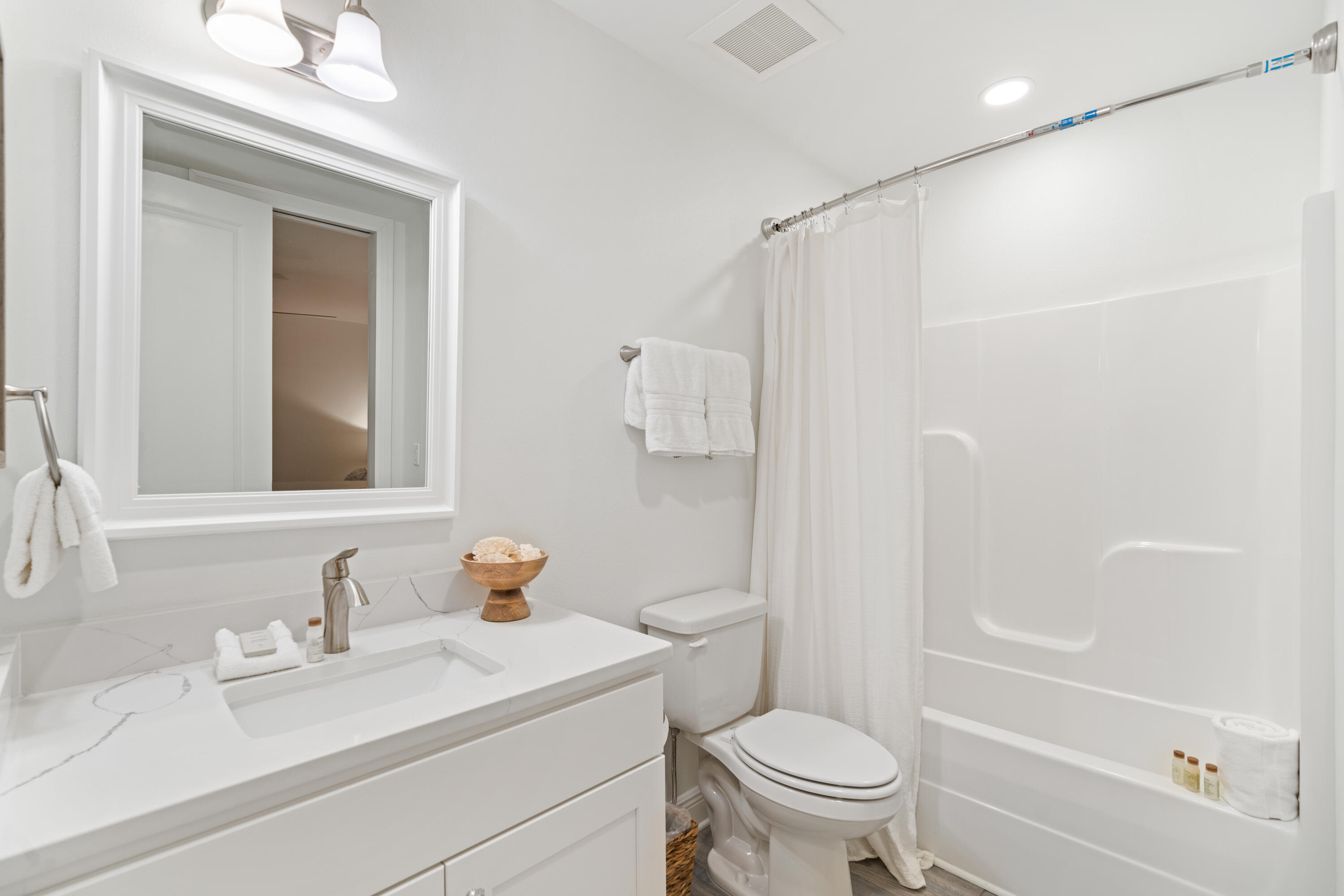 GULF PLACE RESIDENCES - Residential