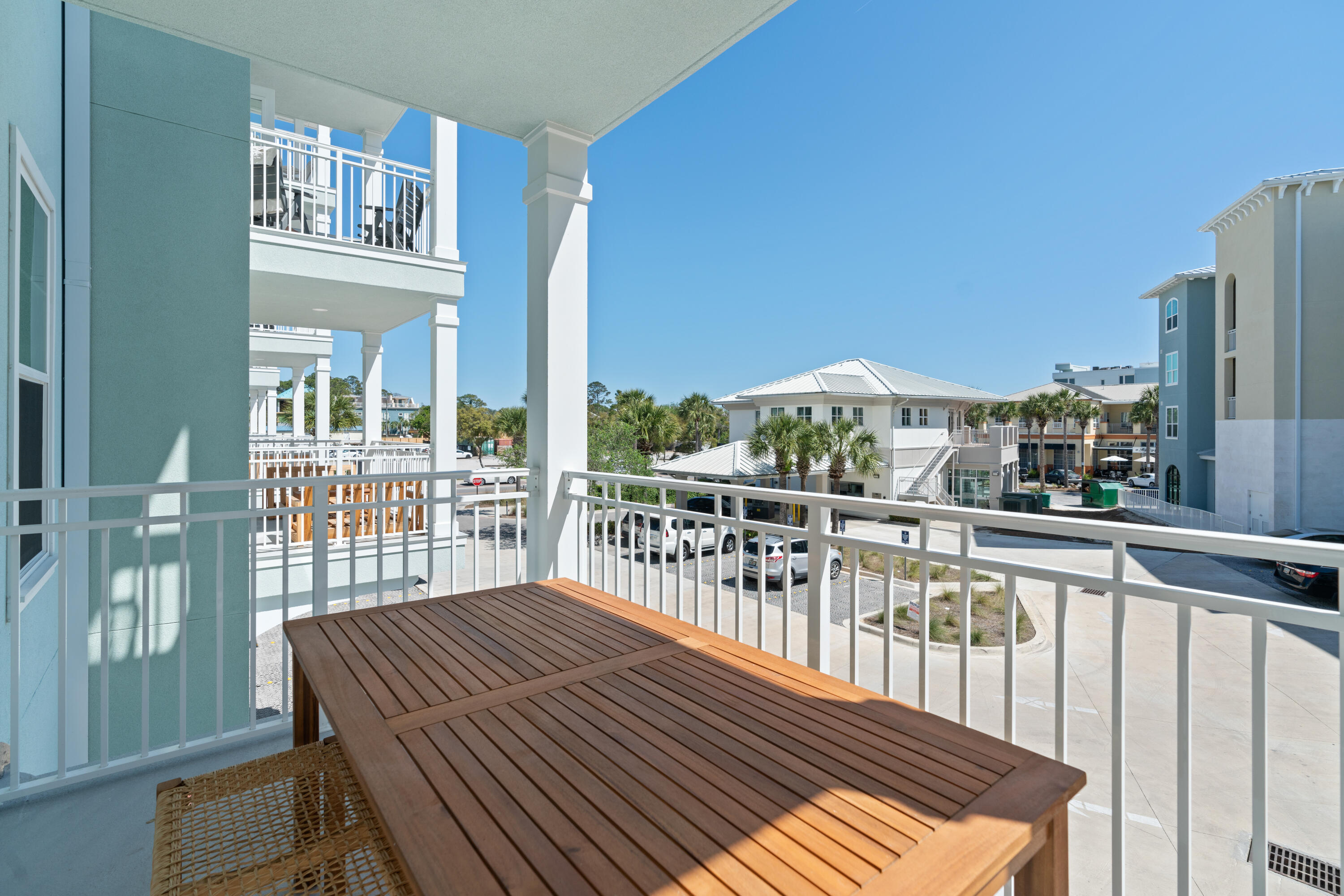 GULF PLACE RESIDENCES - Residential