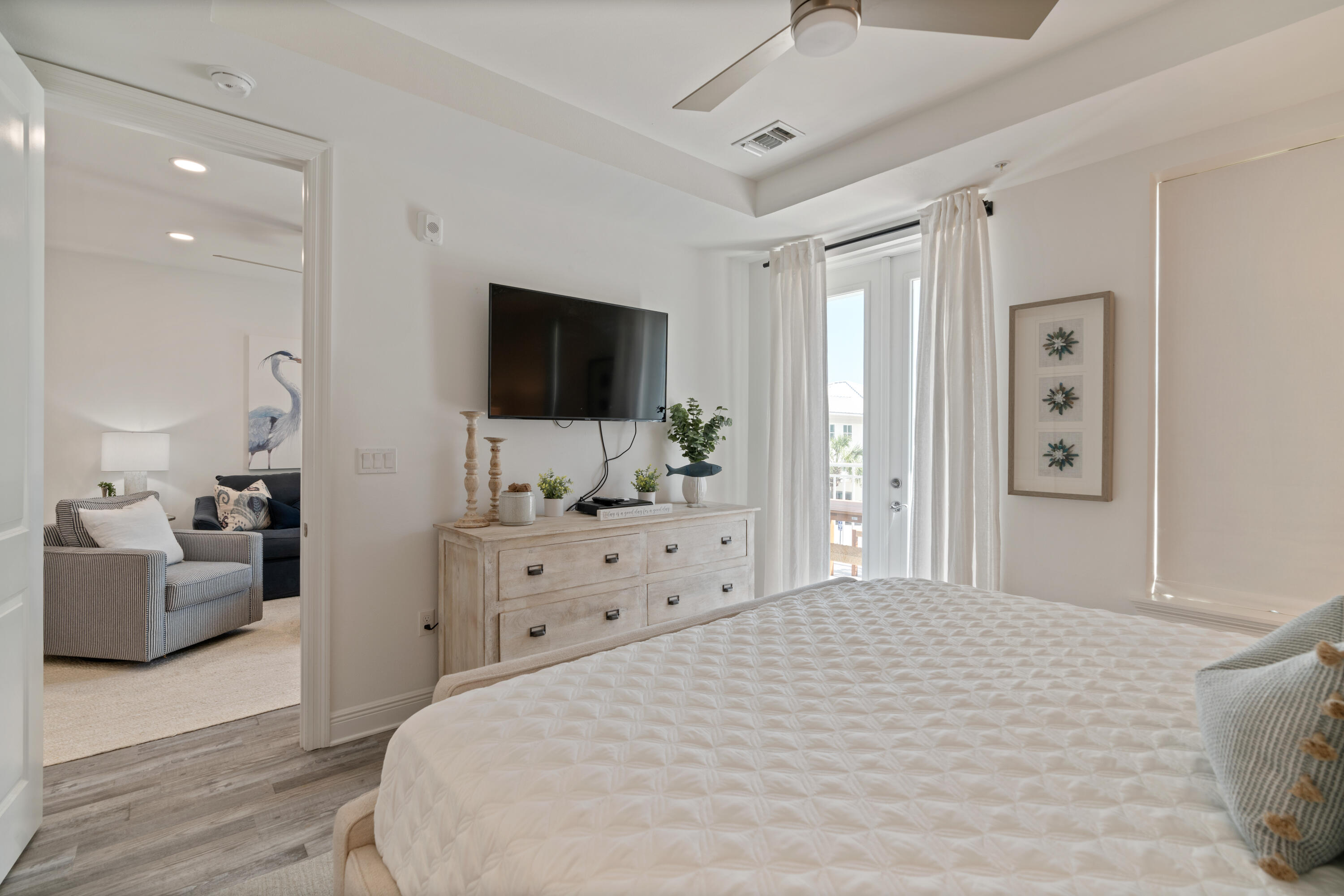 GULF PLACE RESIDENCES - Residential