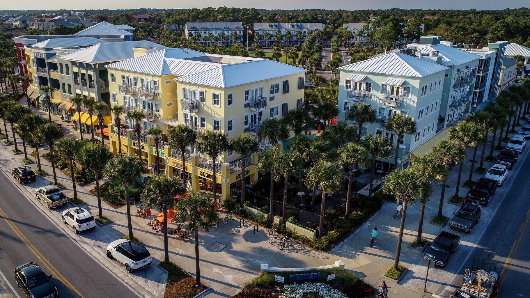GULF PLACE RESIDENCES - Residential