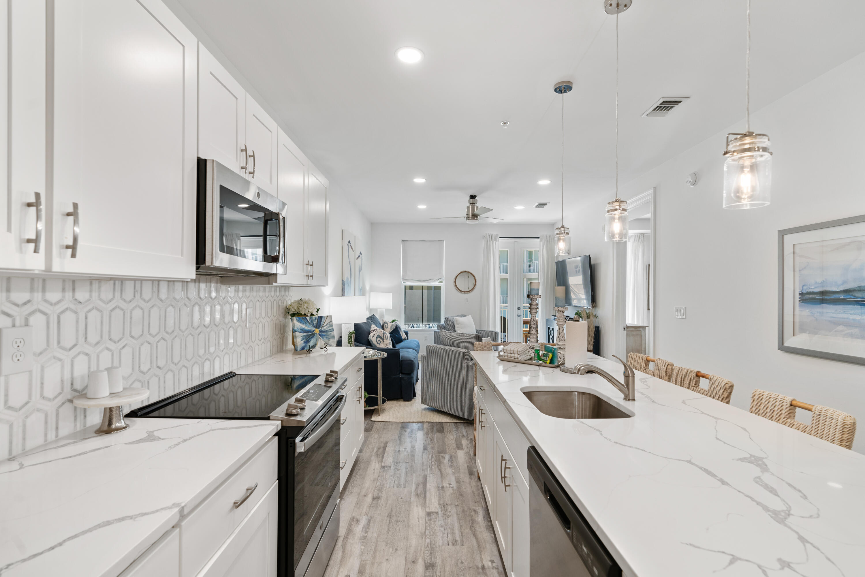 GULF PLACE RESIDENCES - Residential