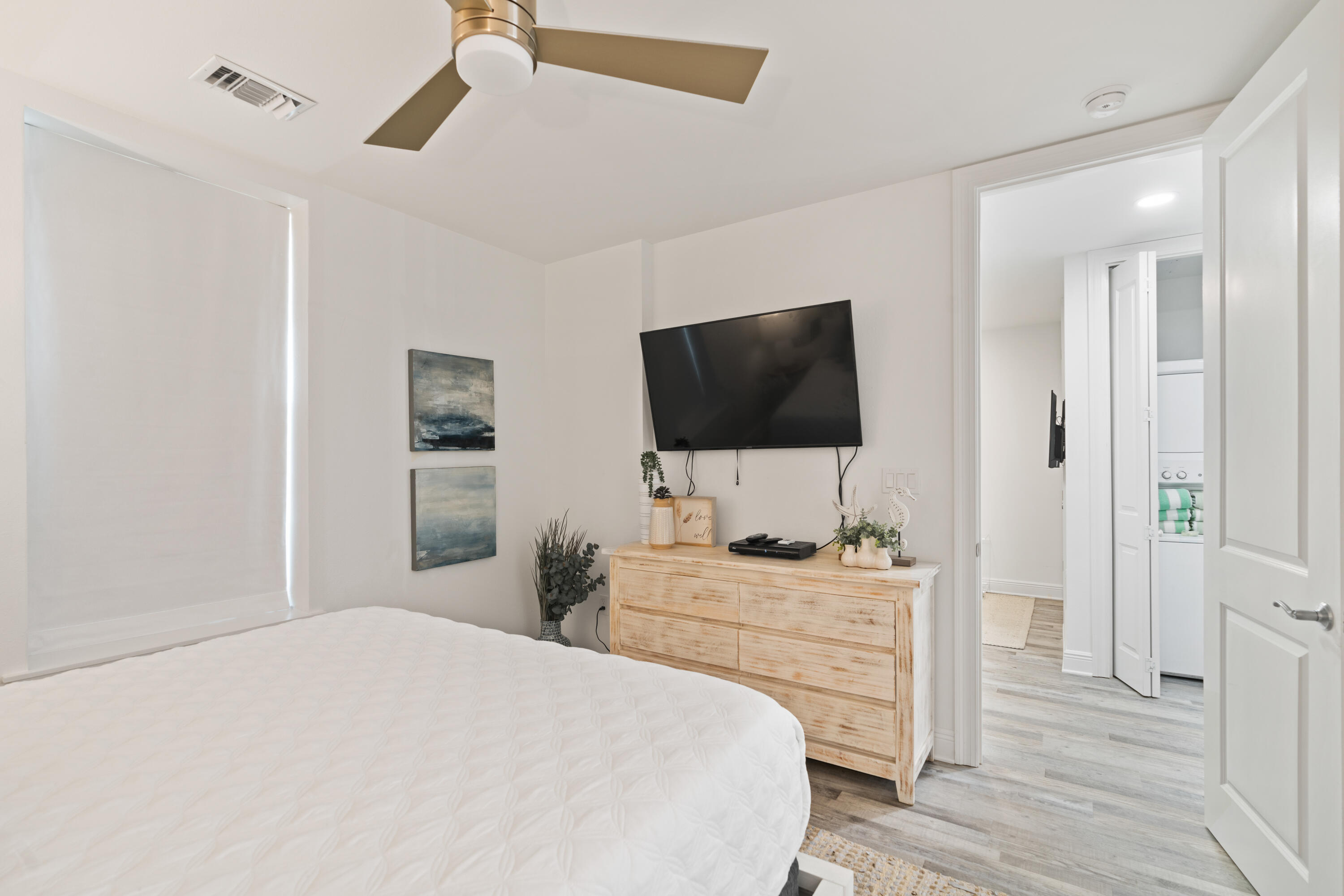 GULF PLACE RESIDENCES - Residential