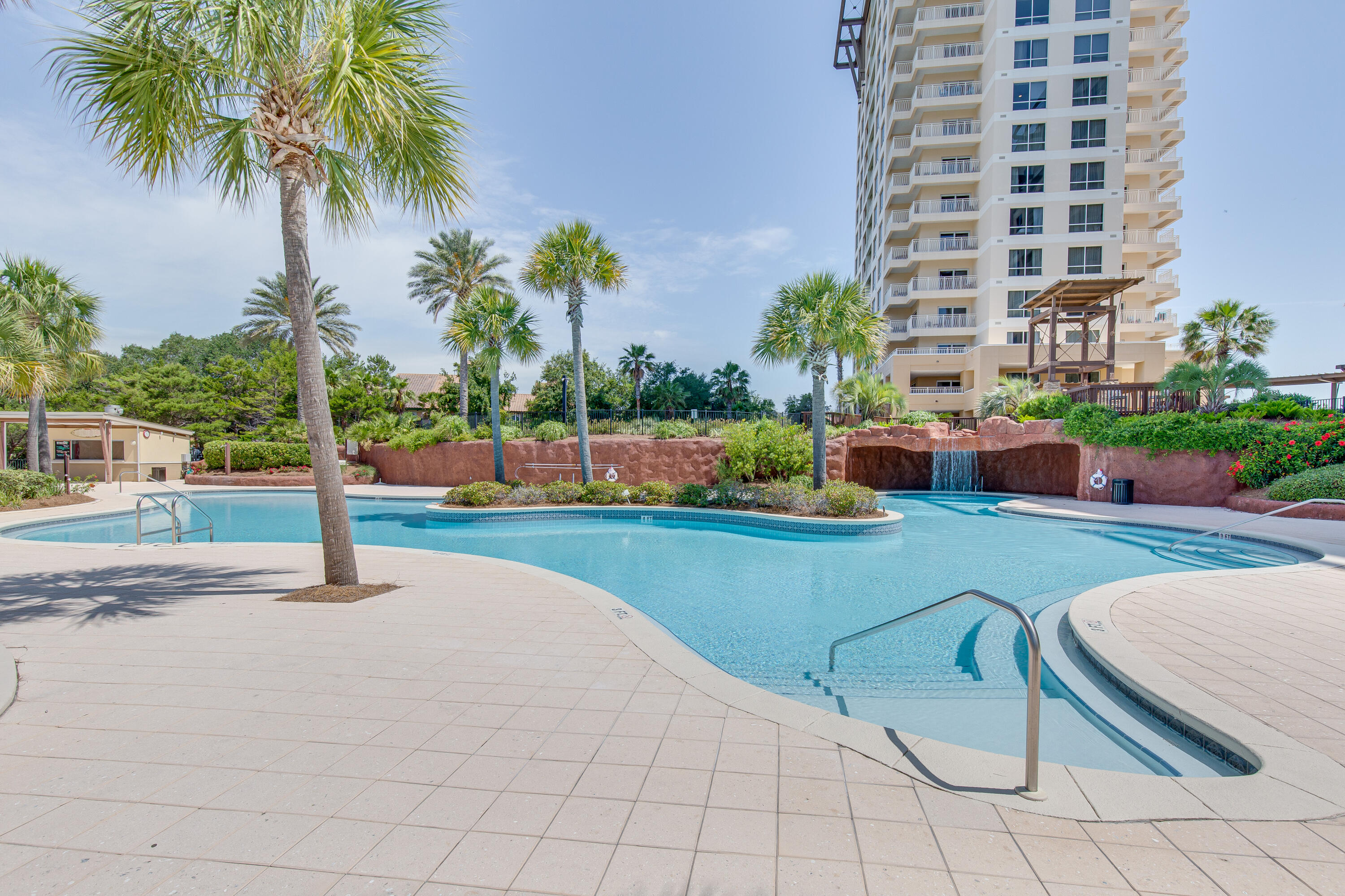 LUAU II - Residential