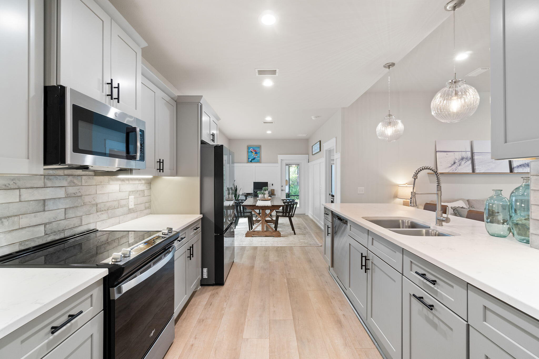EAST BAY HEIGHTS - Residential