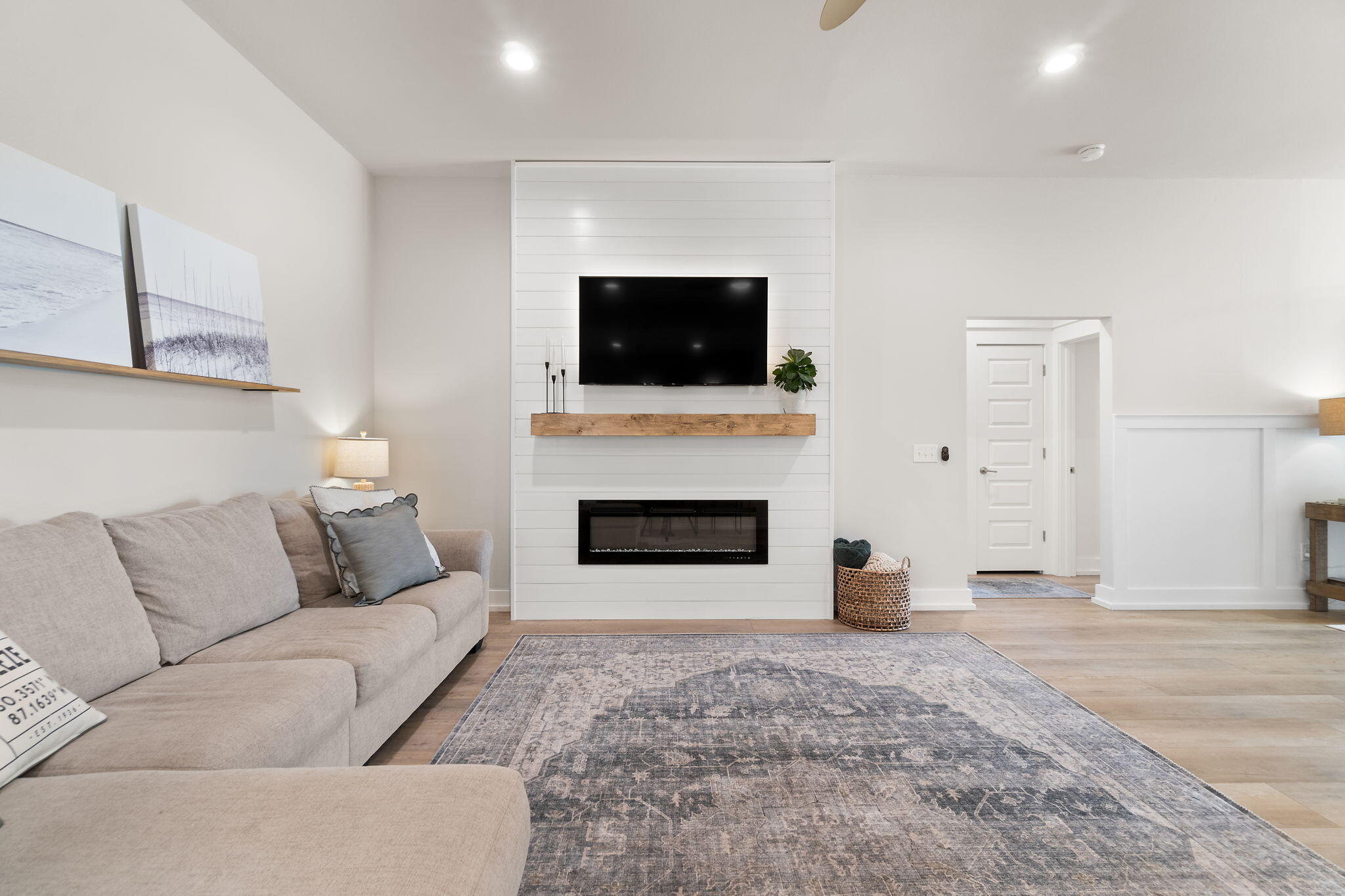 EAST BAY HEIGHTS - Residential