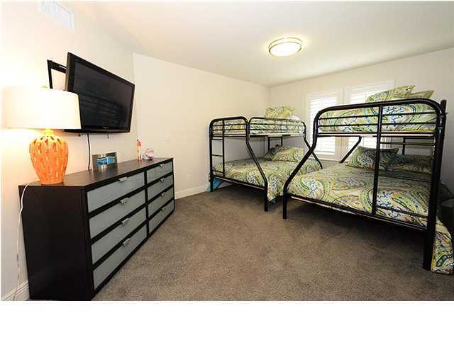SANDESTIN BEACH VILLAS - Residential