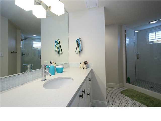 SANDESTIN BEACH VILLAS - Residential