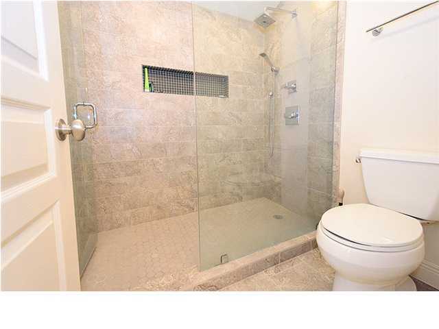 SANDESTIN BEACH VILLAS - Residential
