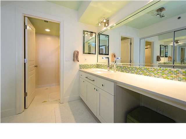 SANDESTIN BEACH VILLAS - Residential