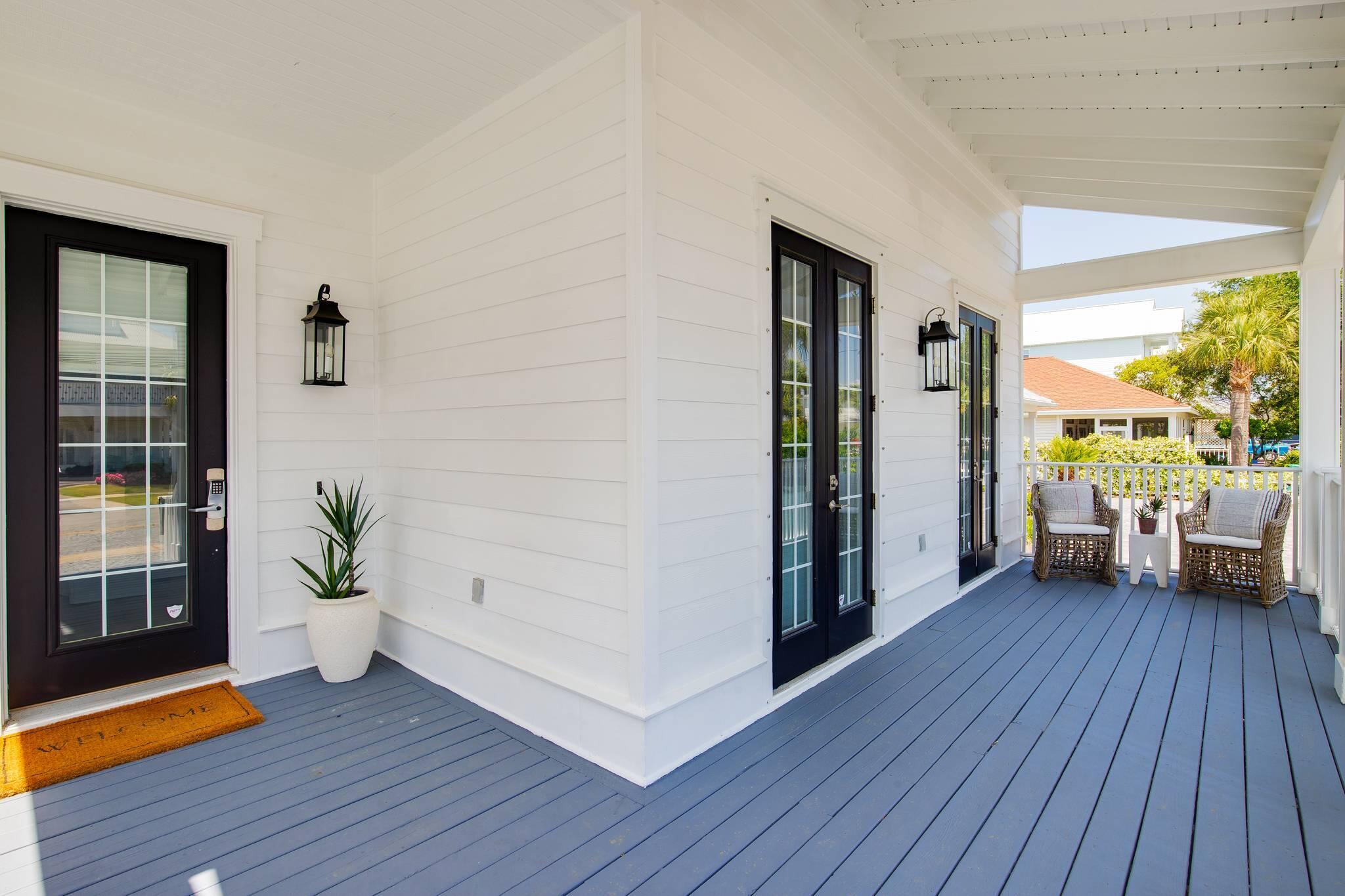 CRYSTAL BEACH - Residential