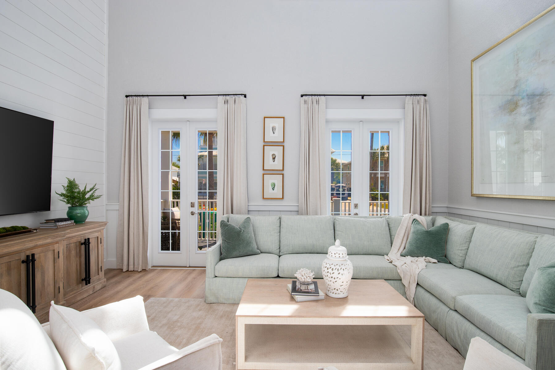 CRYSTAL BEACH - Residential
