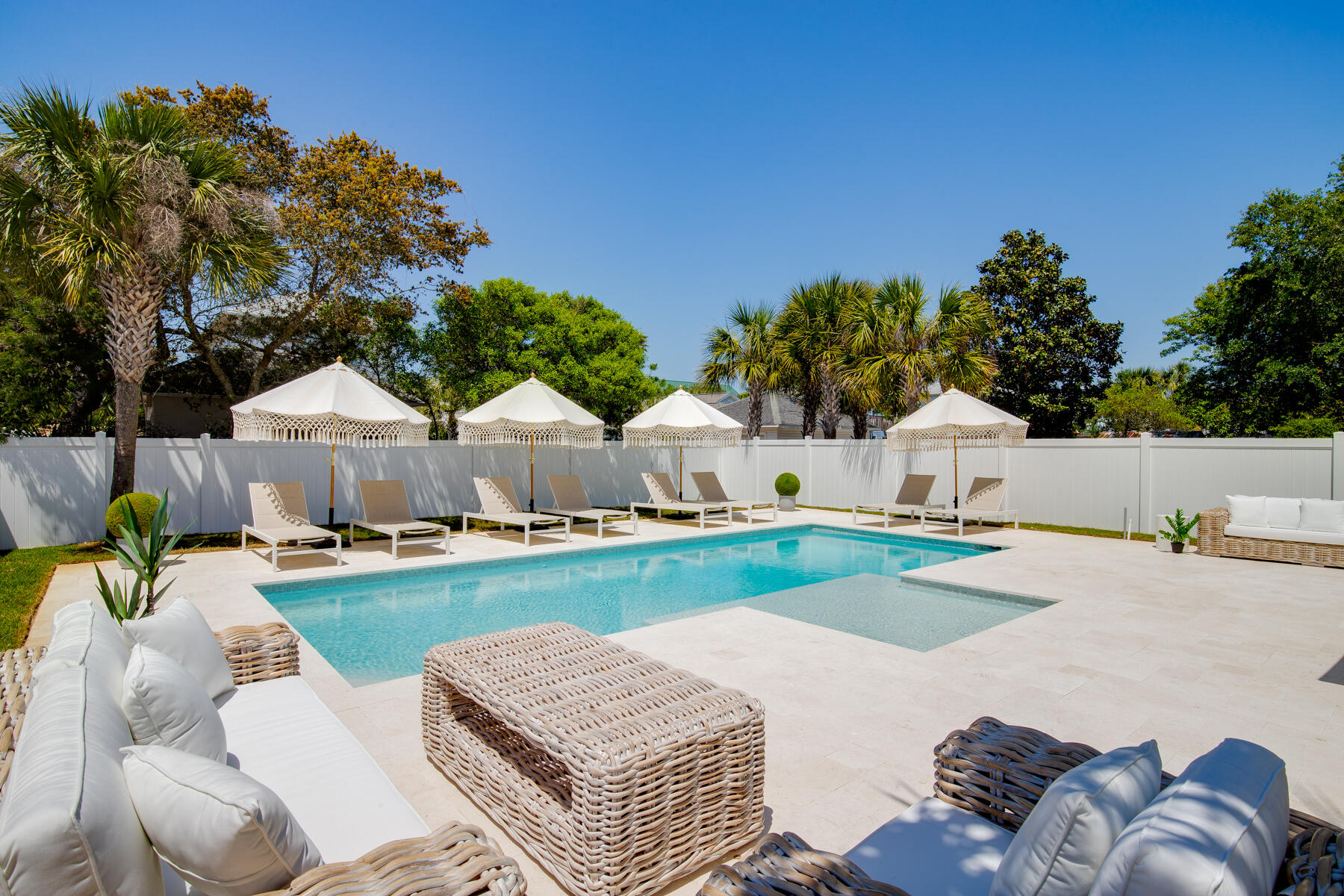 CRYSTAL BEACH - Residential