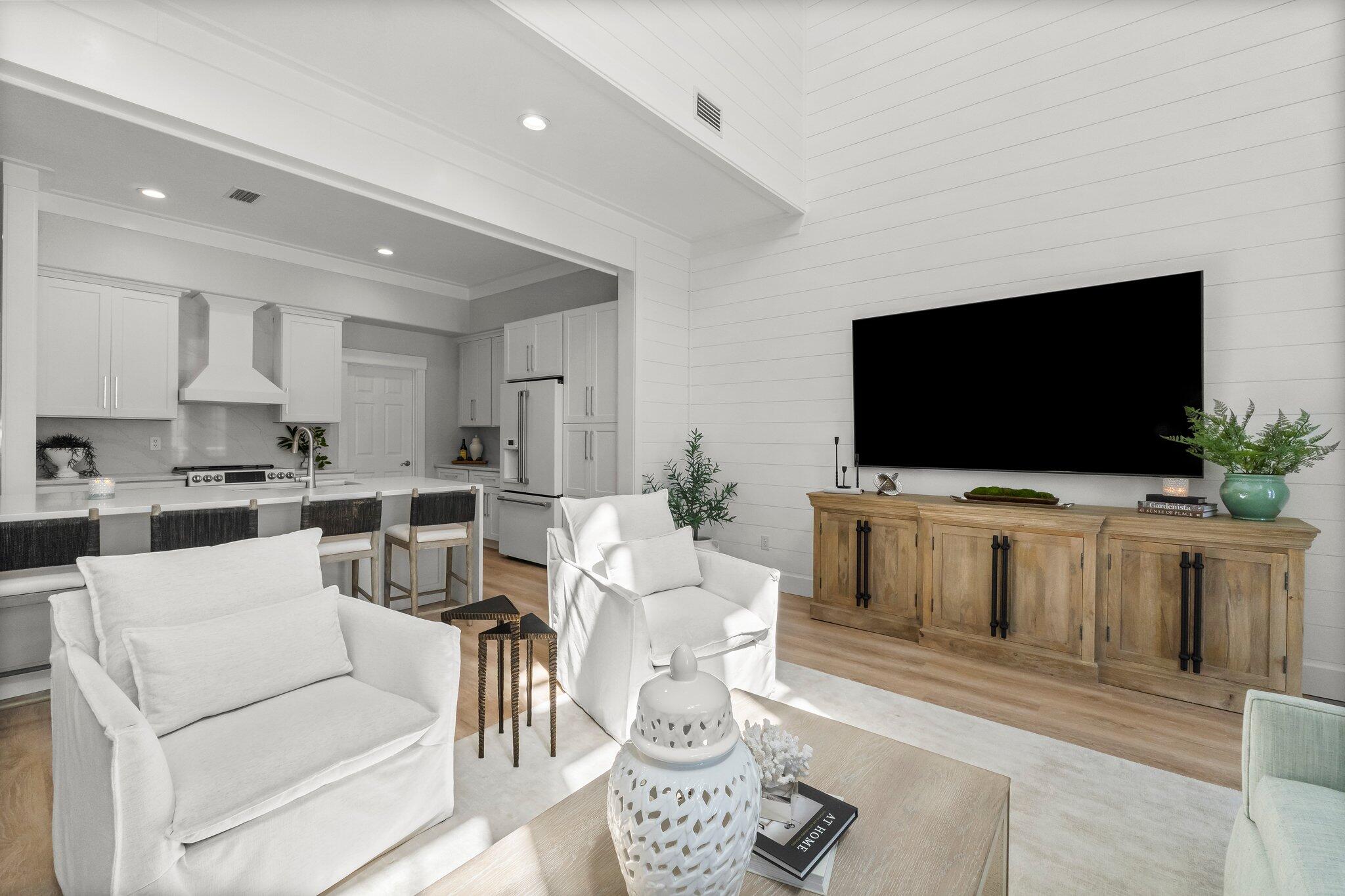 CRYSTAL BEACH - Residential