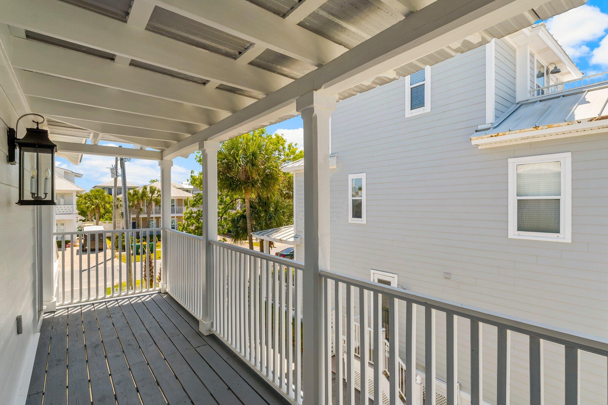 CRYSTAL BEACH - Residential