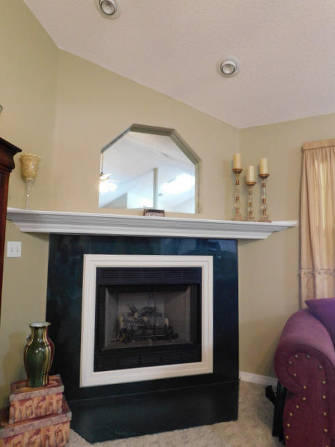 TIMBERLINE ESTATES - Residential