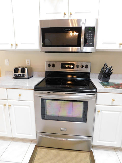 TIMBERLINE ESTATES - Residential