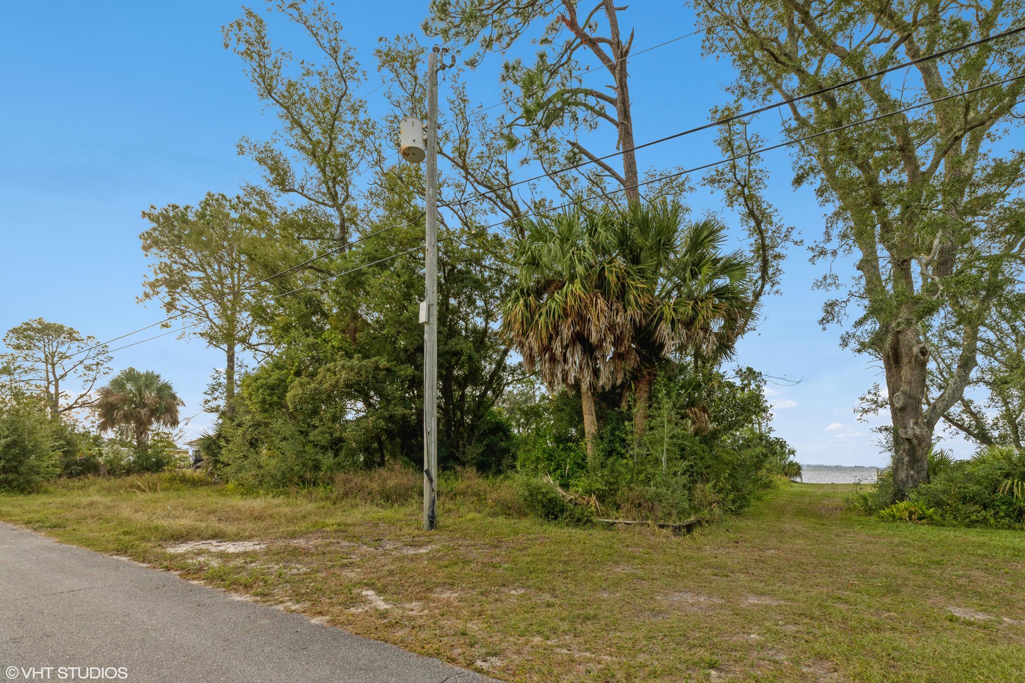 BAYVIEW HEIGHTS - Land