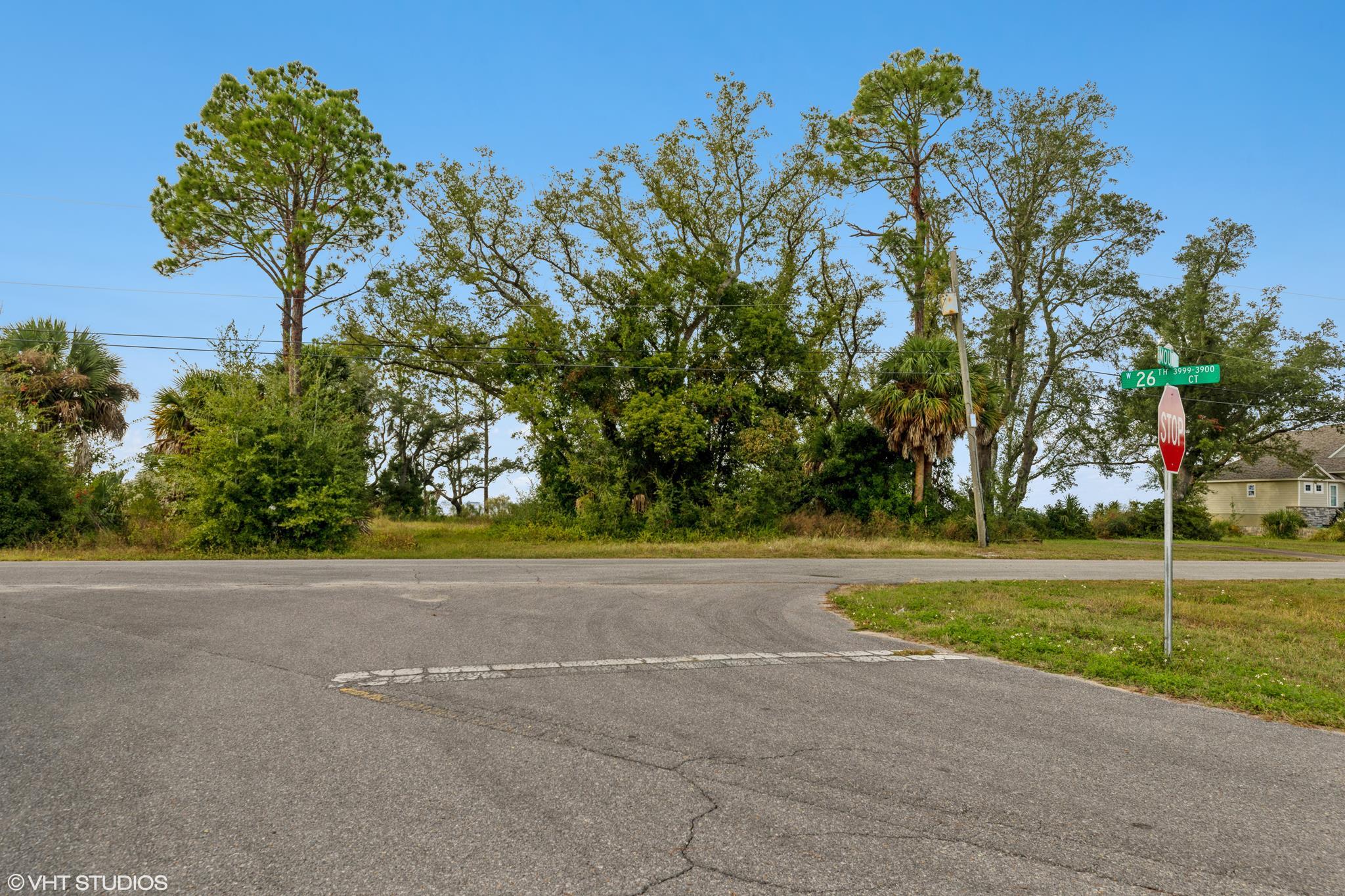 BAYVIEW HEIGHTS - Land