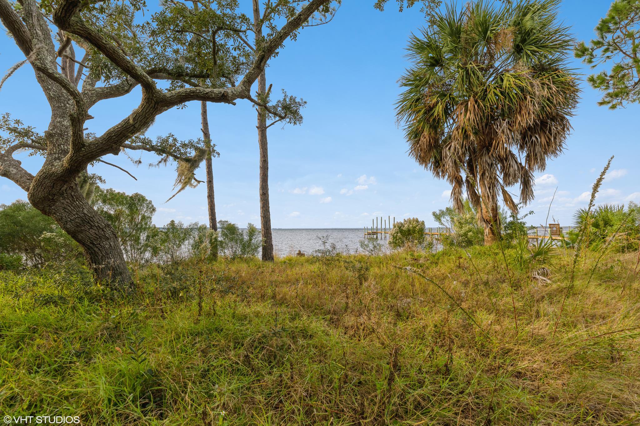 BAYVIEW HEIGHTS - Land