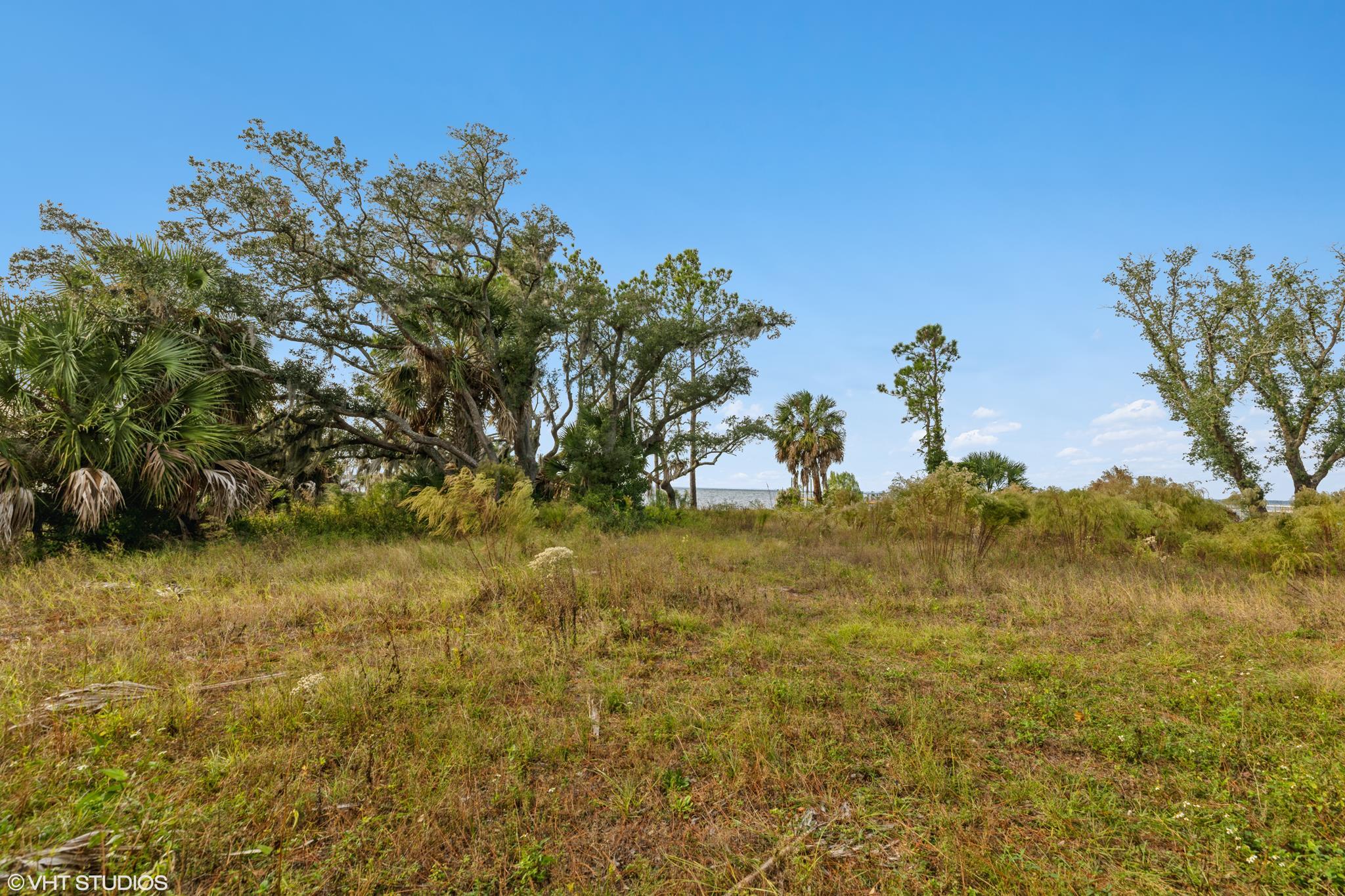 BAYVIEW HEIGHTS - Land