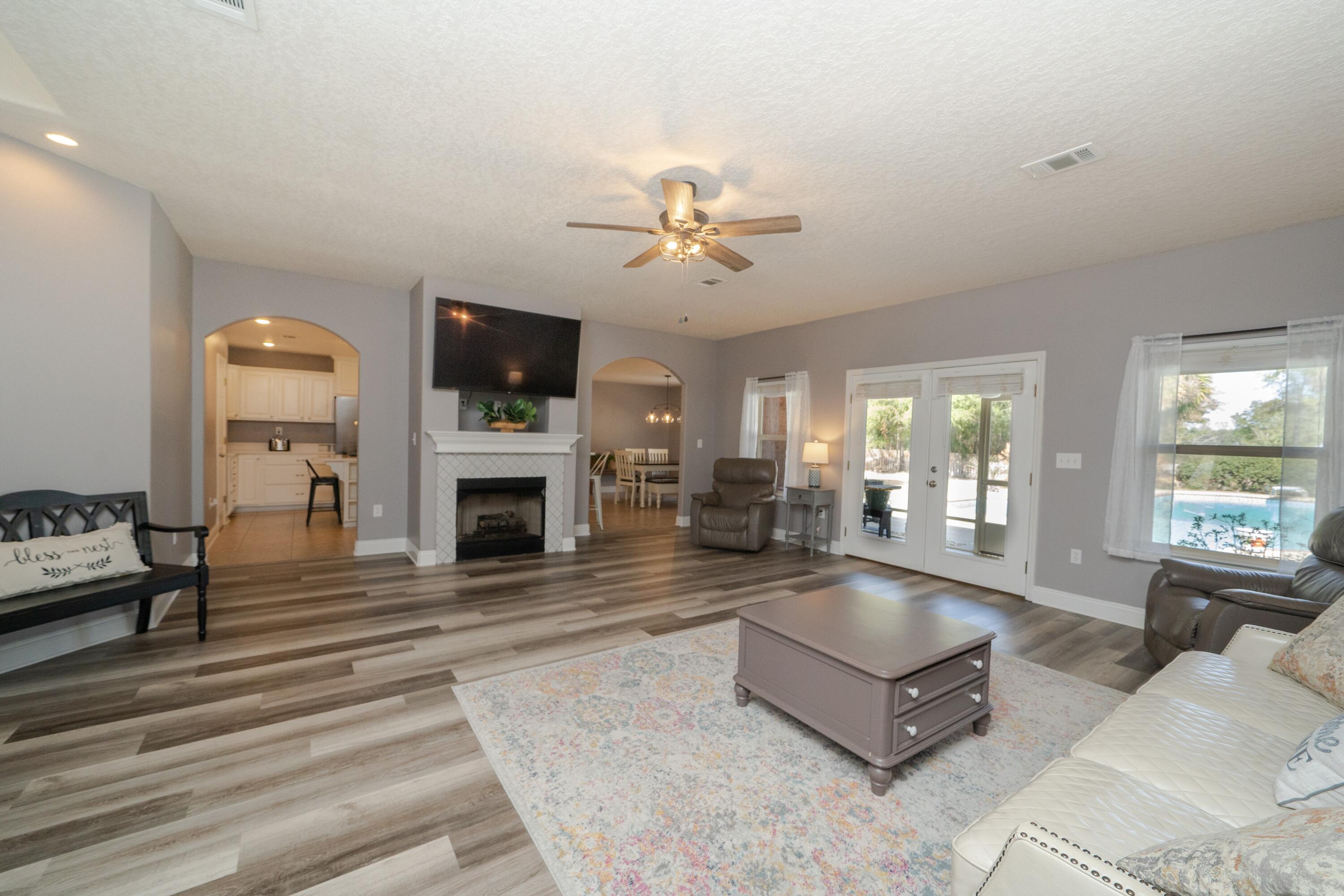 COLONY RIDGE PH I - Residential