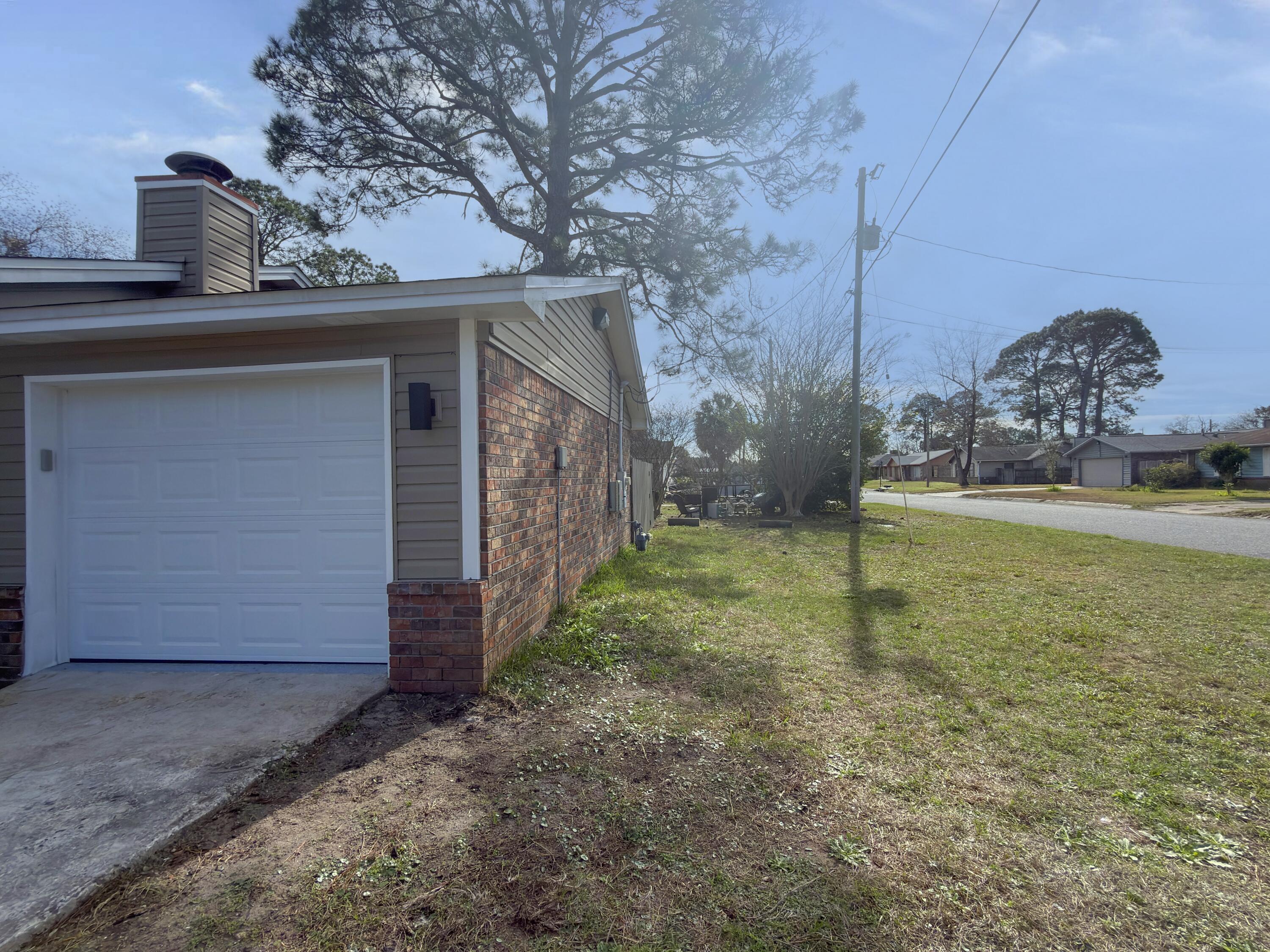 AMBERWOOD - Residential