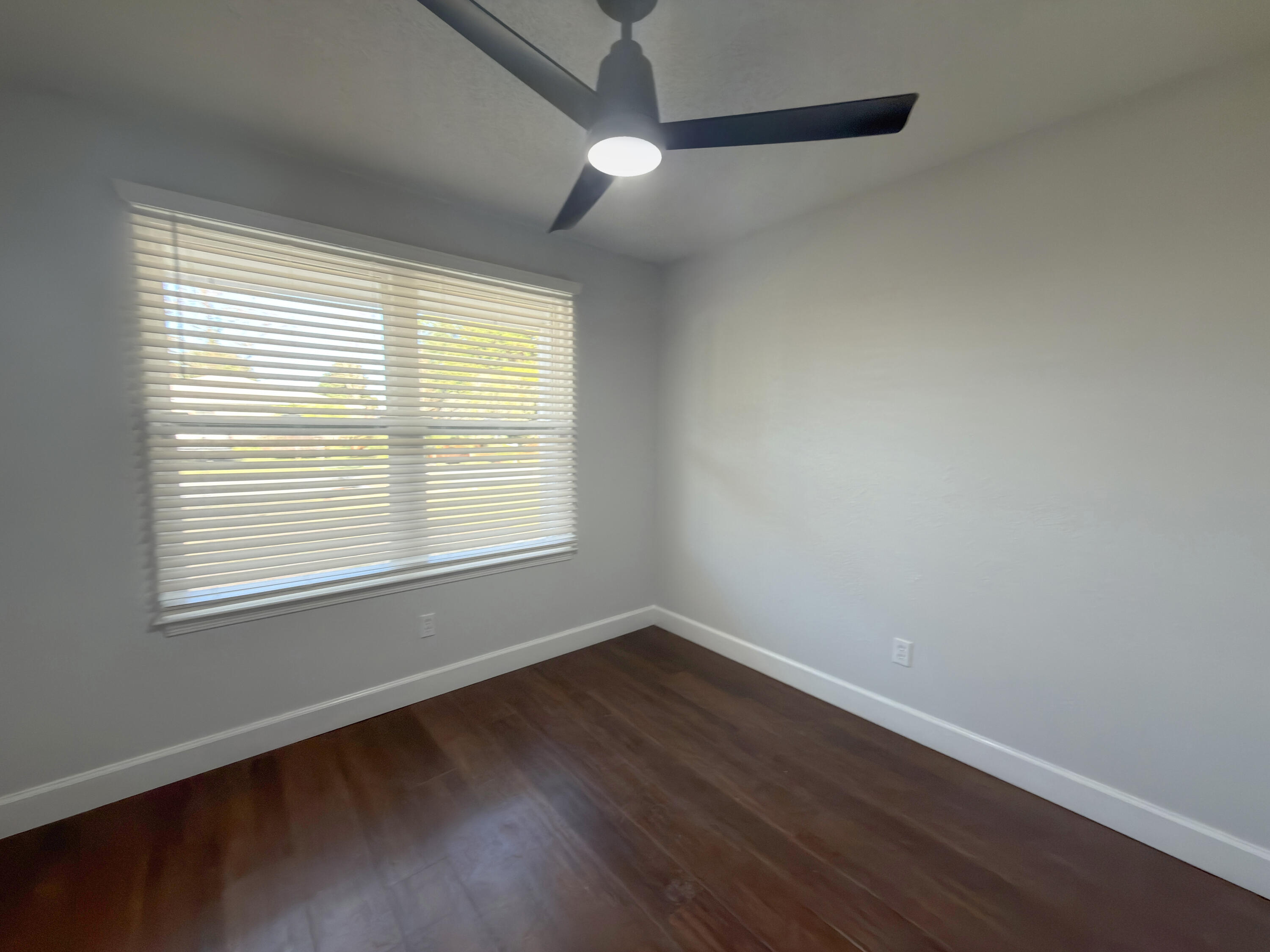 AMBERWOOD - Residential