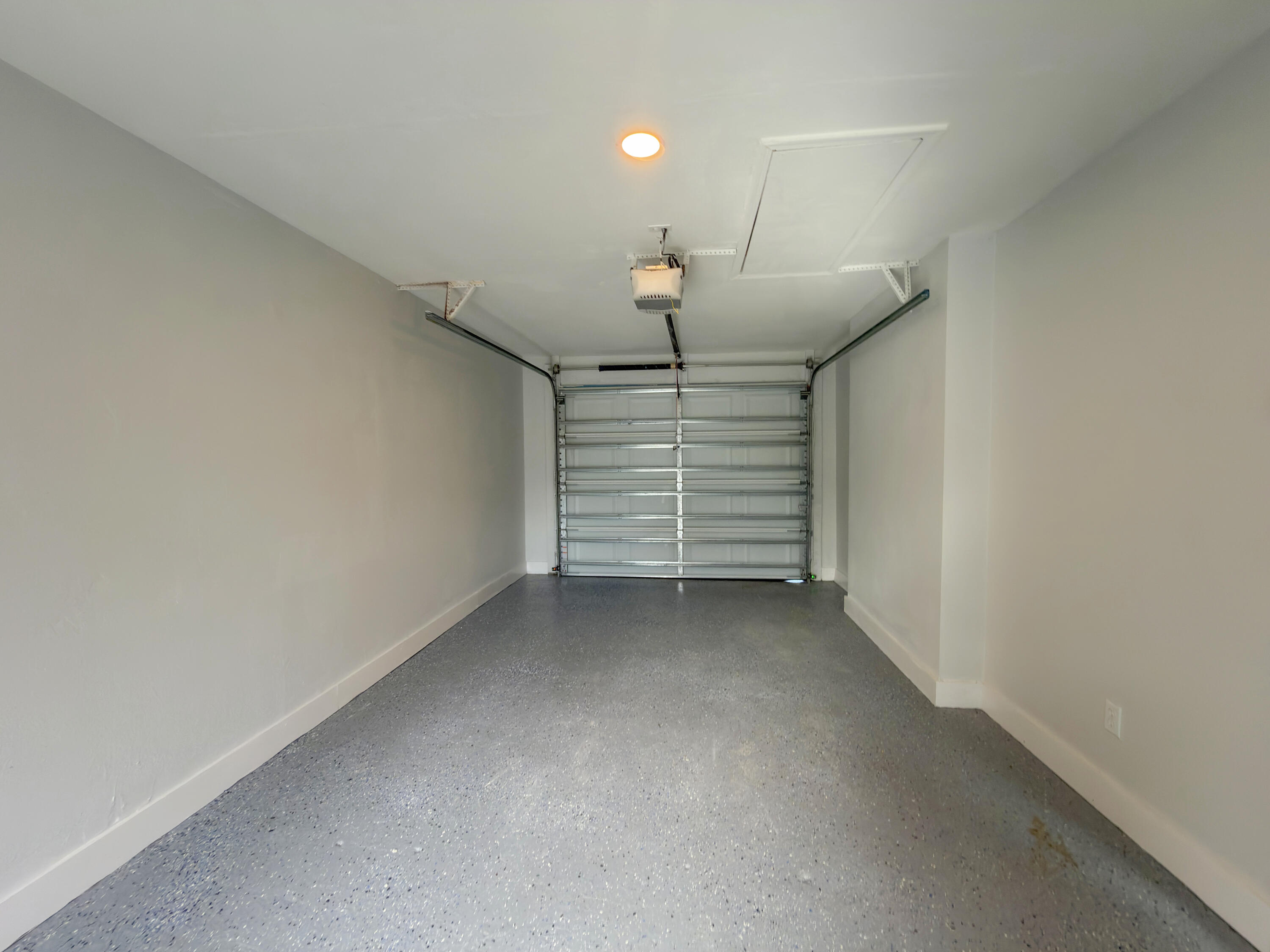 AMBERWOOD - Residential