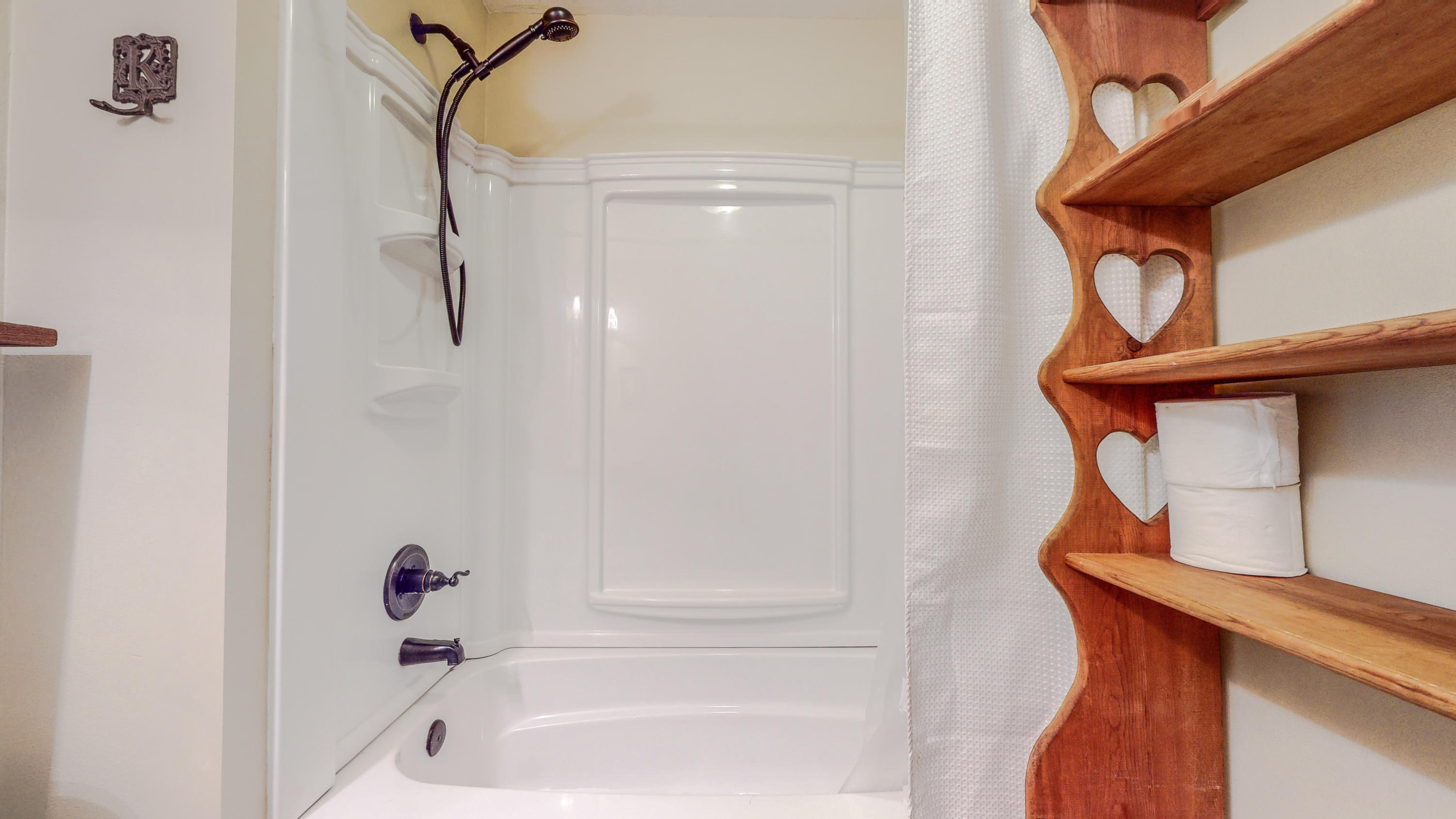 METES & BOUNDS - Residential Lease