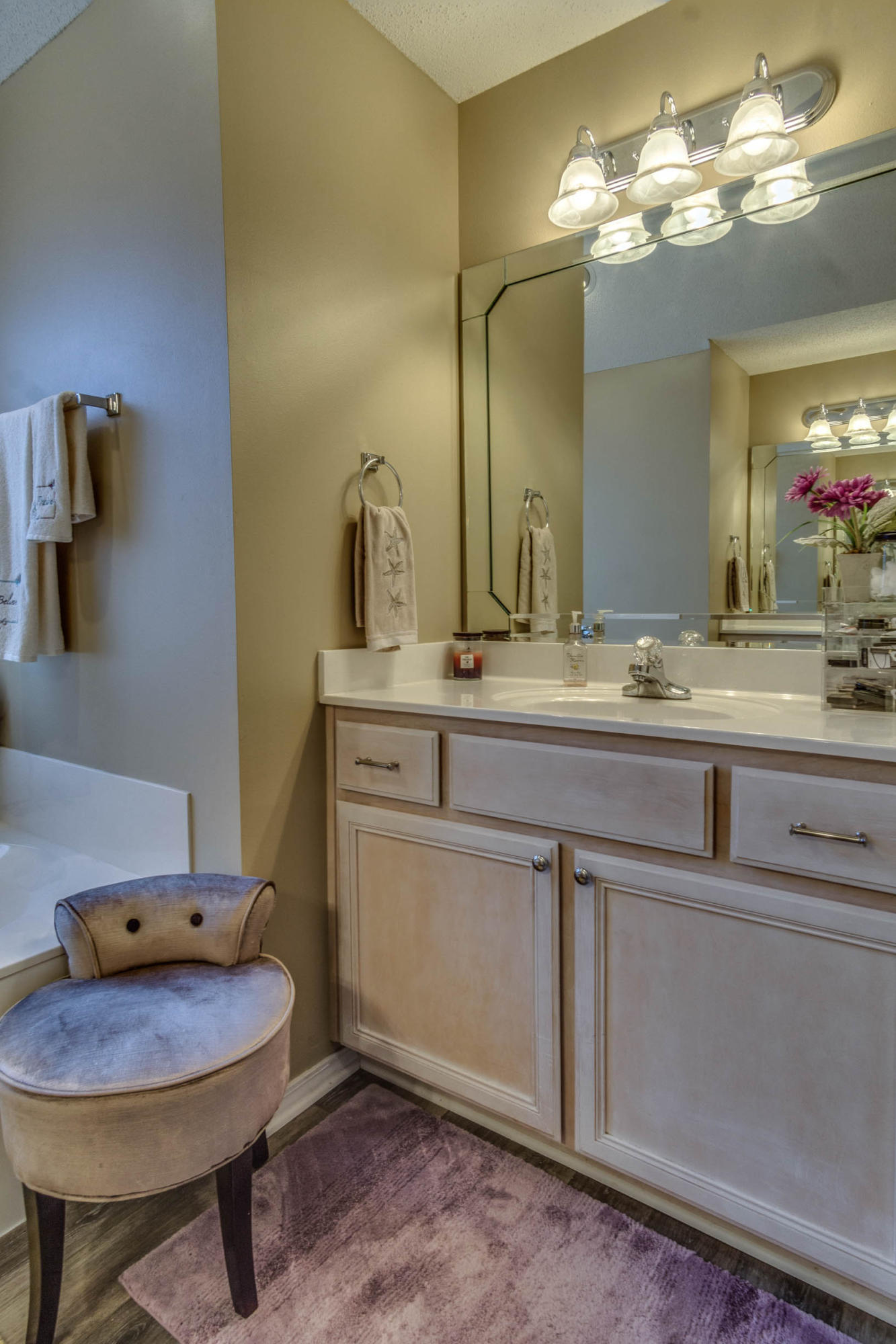 ANTIOCH EST III - Residential