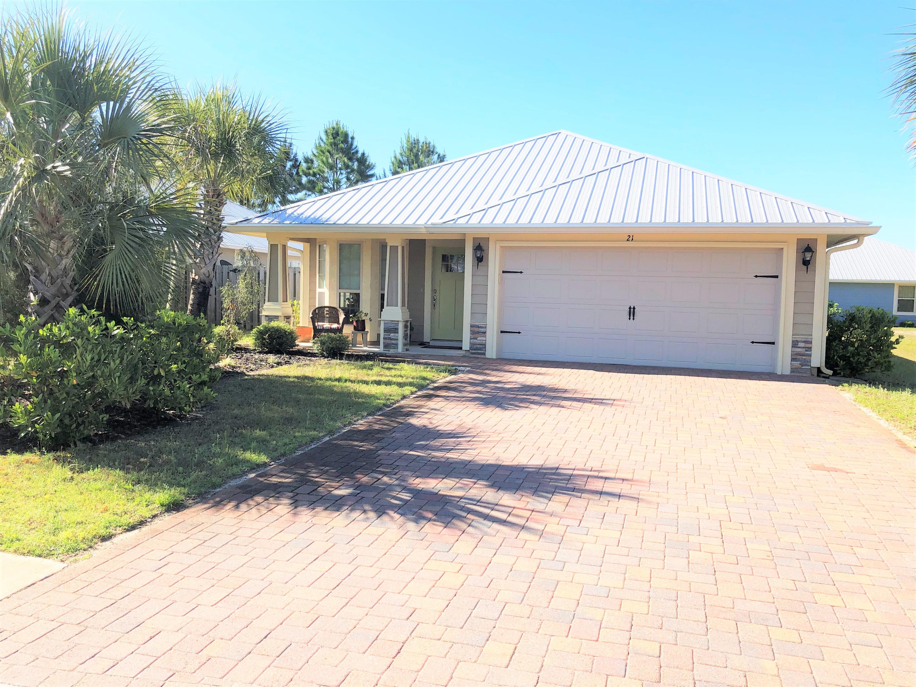 This well maintained home is located in the desirable neighborhood of Eagle Bay and within walking distance to the bay. Lots of room for entertaining with a large family room separated by a large breakfast bar open to the kitchen. Covered porch for peaceful meditation and situated on a corner lot with a pond. Granite kitchen countertops and beautiful wood flooring.Upgraded features including metal roof, sprinkler system and paver driveway. Fenced yard, (can be expanded), and new sod. Large floored attic space in garage. Shopping, dining and entertaining nearby. Current termite bond and termite baits. Dimensions are deemed reliable but to be verified by the buyer. Based on my experience as a Realtor, I feel that this house is in UAD C-2 condition.