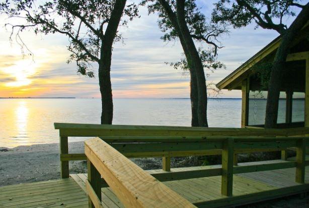 HAMMOCK BAY - Land