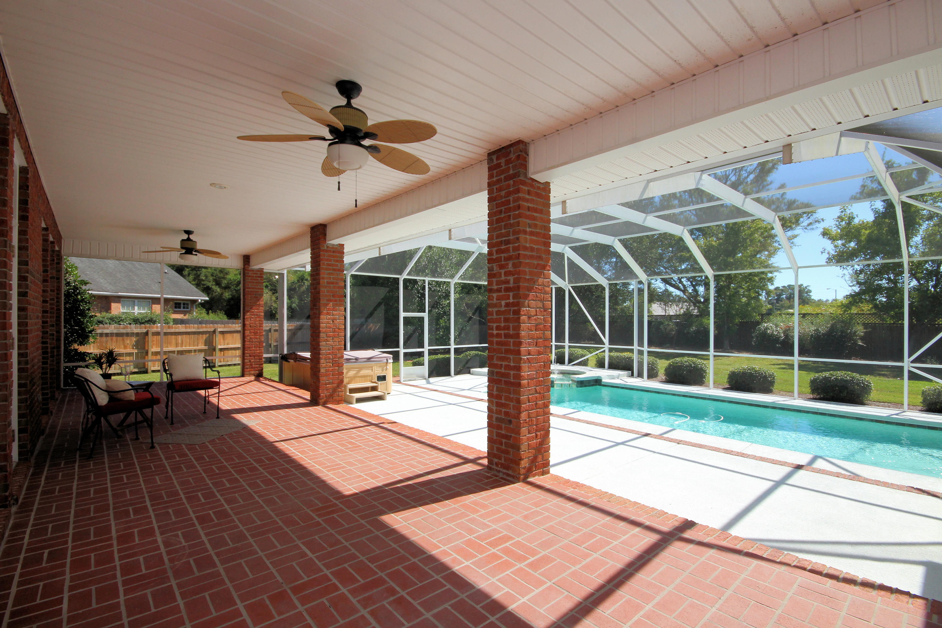 ROCKY BAYOU ESTATES 12B - Residential