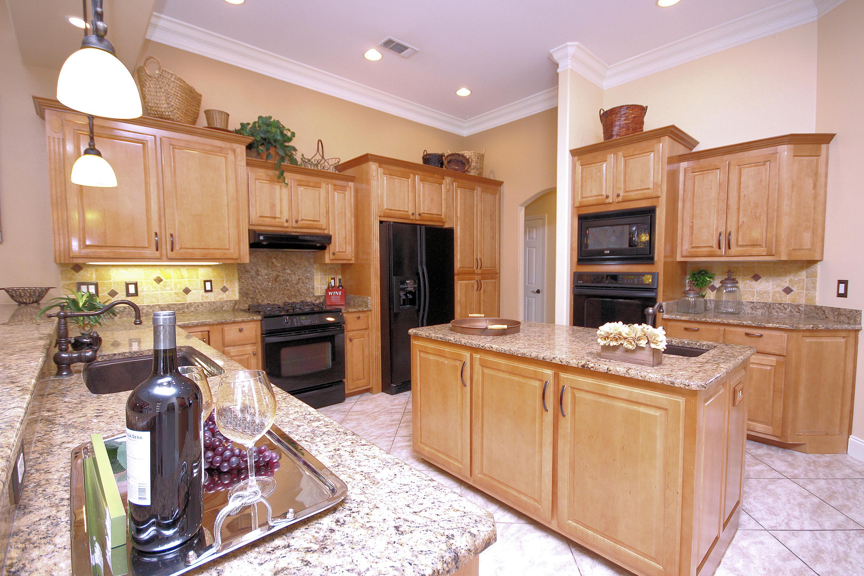 ROCKY BAYOU ESTATES 12B - Residential