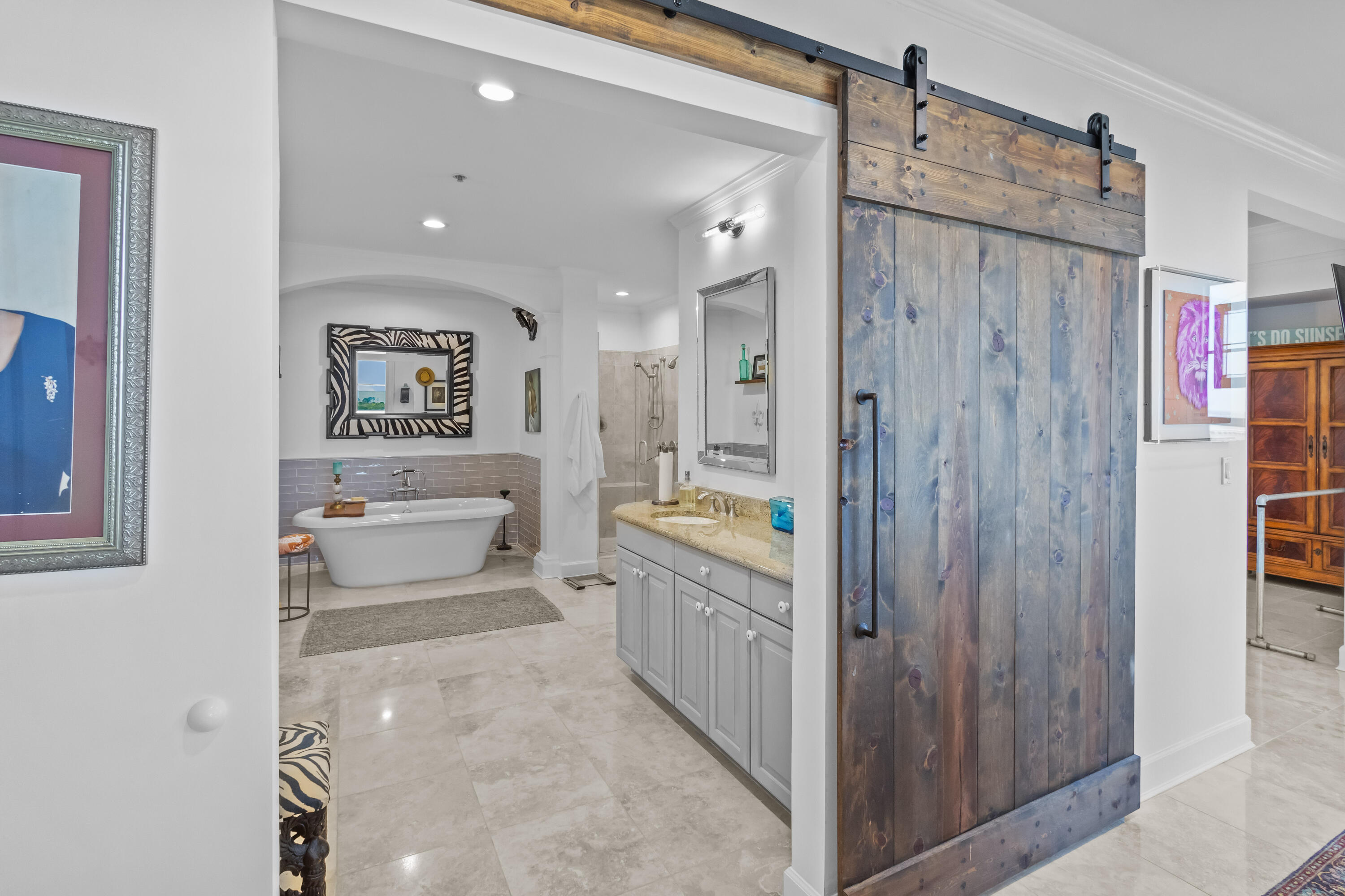ONE WATER PLACE - Residential