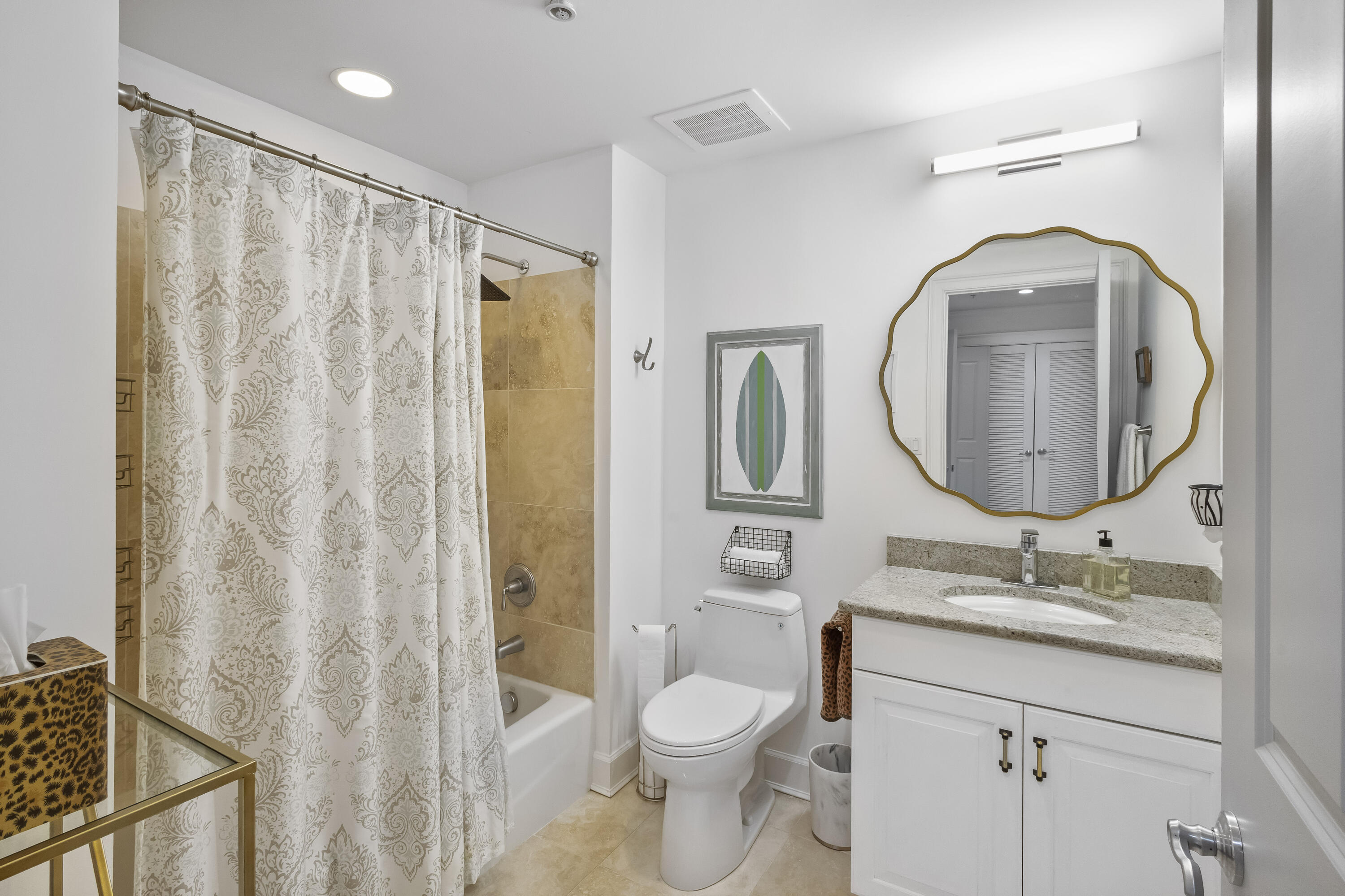ONE WATER PLACE - Residential