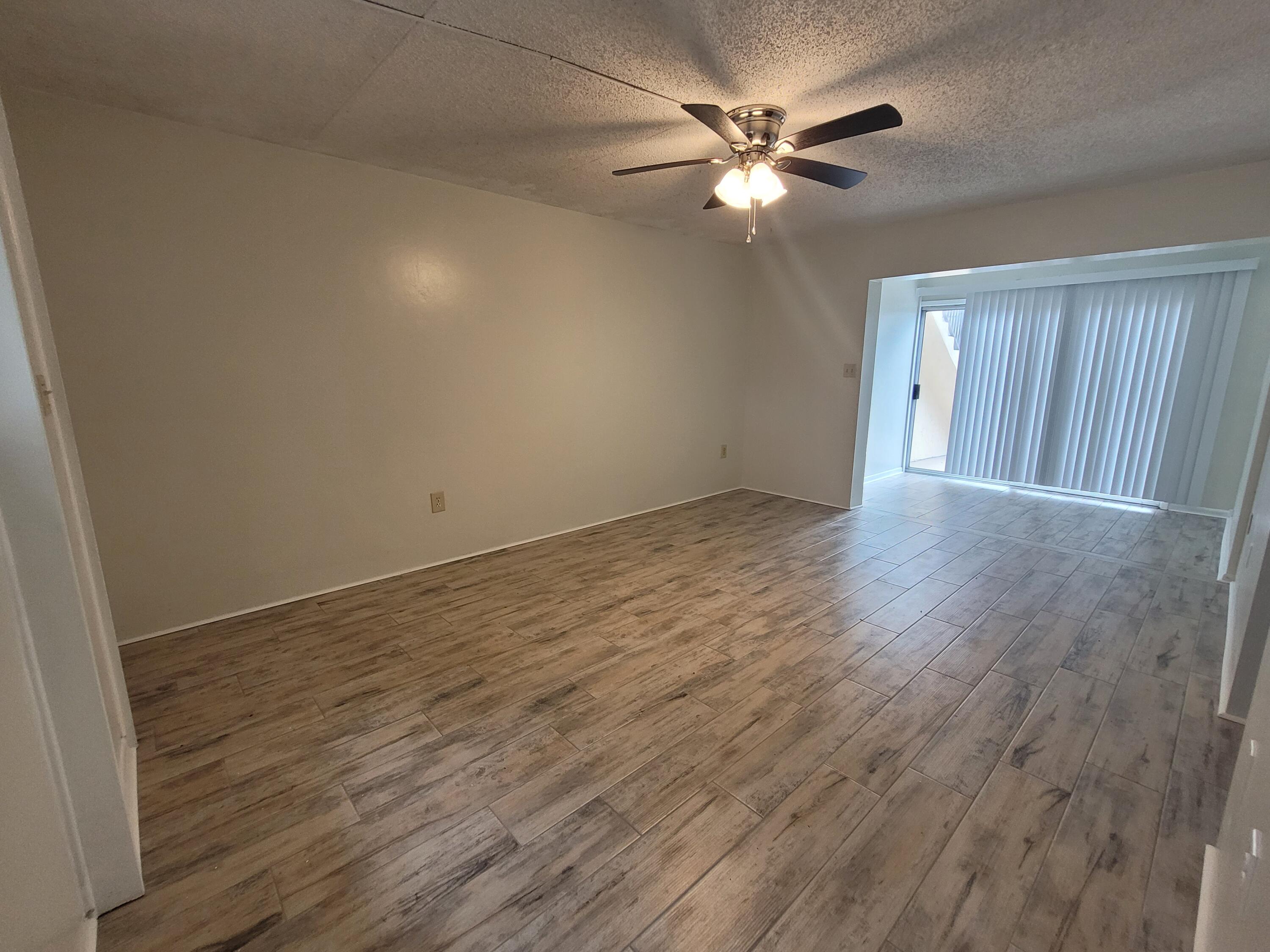 SEA PALM 2 CONDO - Residential Lease