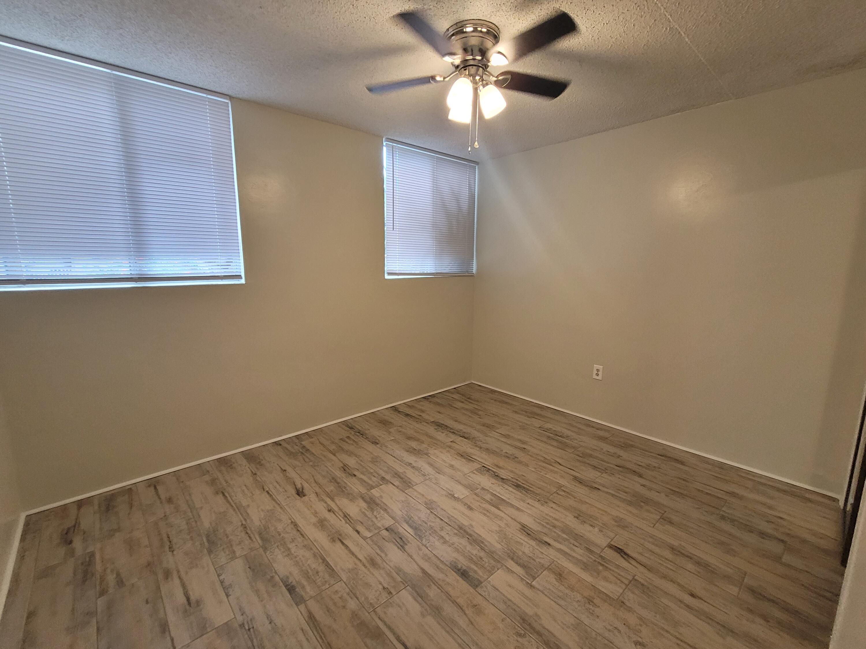 SEA PALM 2 CONDO - Residential Lease