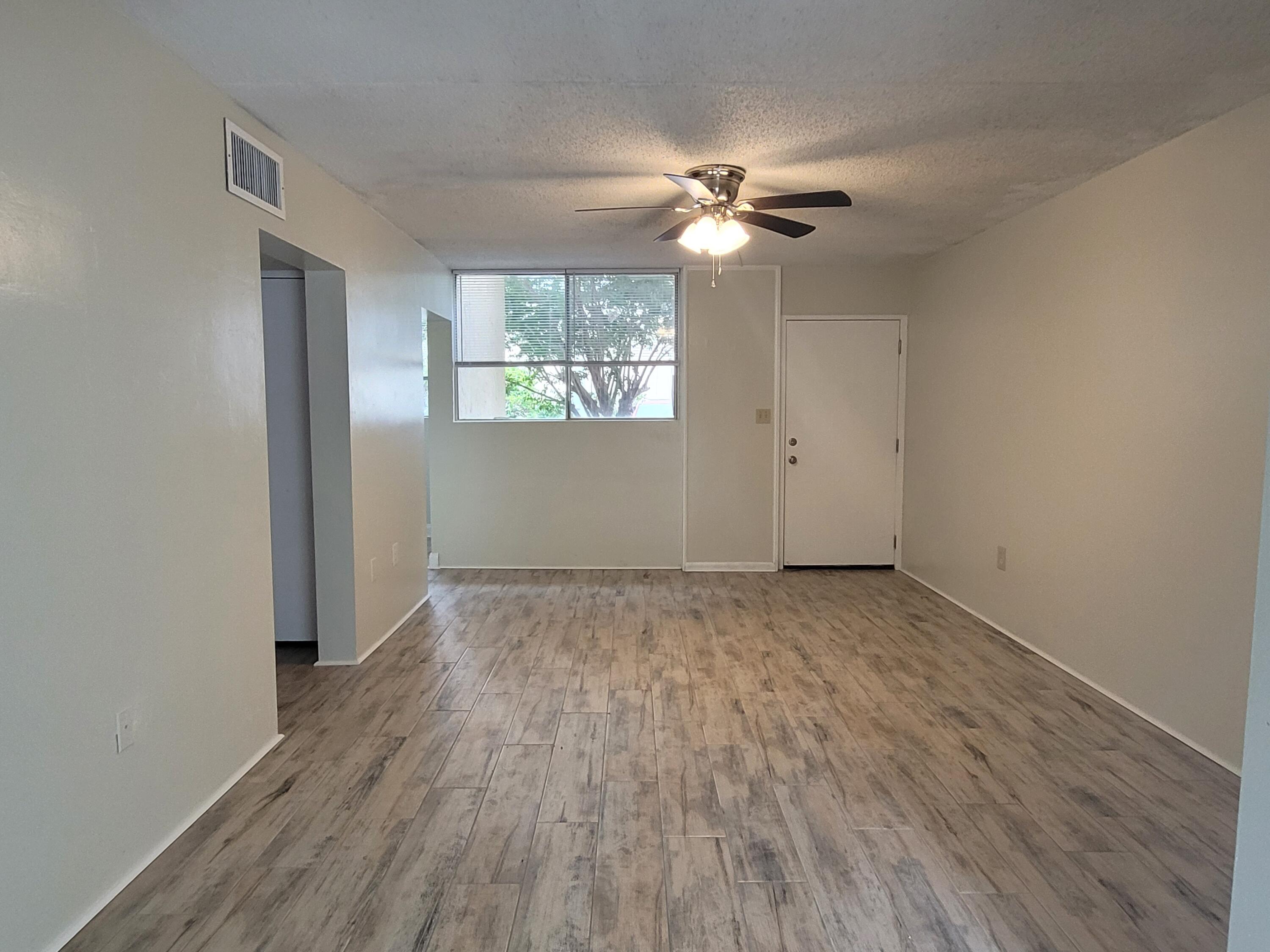 SEA PALM 2 CONDO - Residential Lease